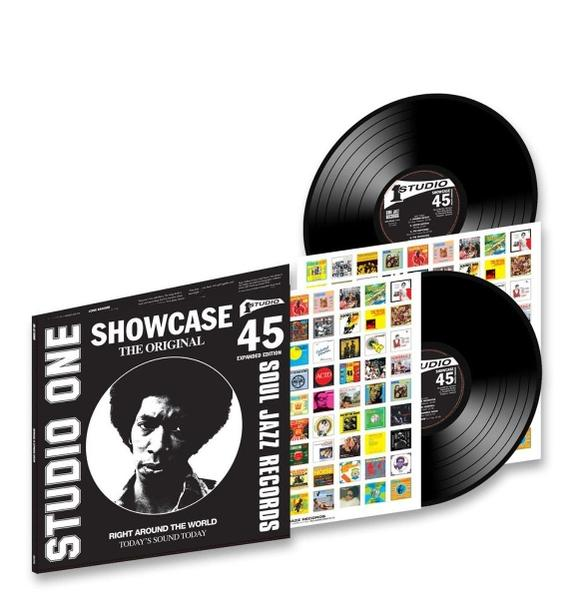Albumcover für Studio One: Showcase 45. Mit Schwarz-Weiß-Porträt und Plattencovern.