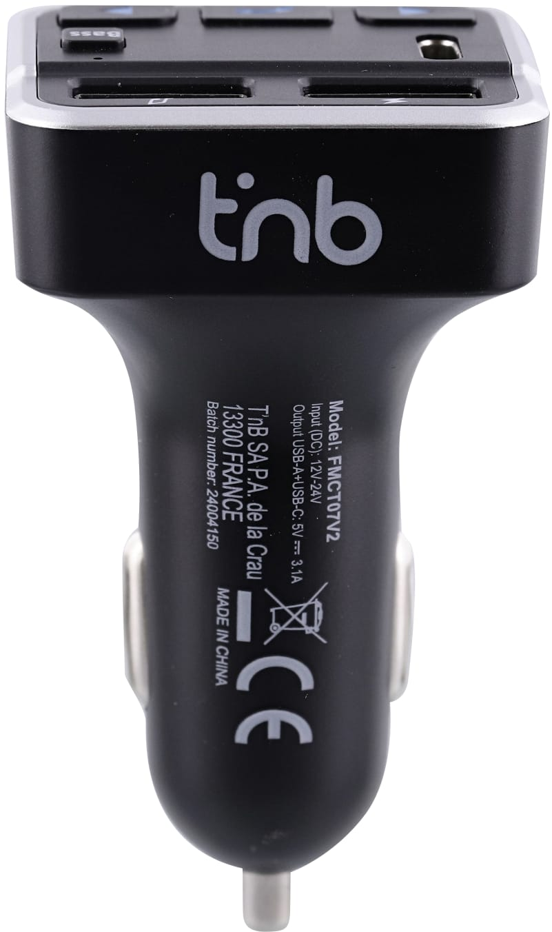 Chargeur de voiture TNB noir avec plusieurs ports USB. Détails incluent la marque et les spécifications techniques.