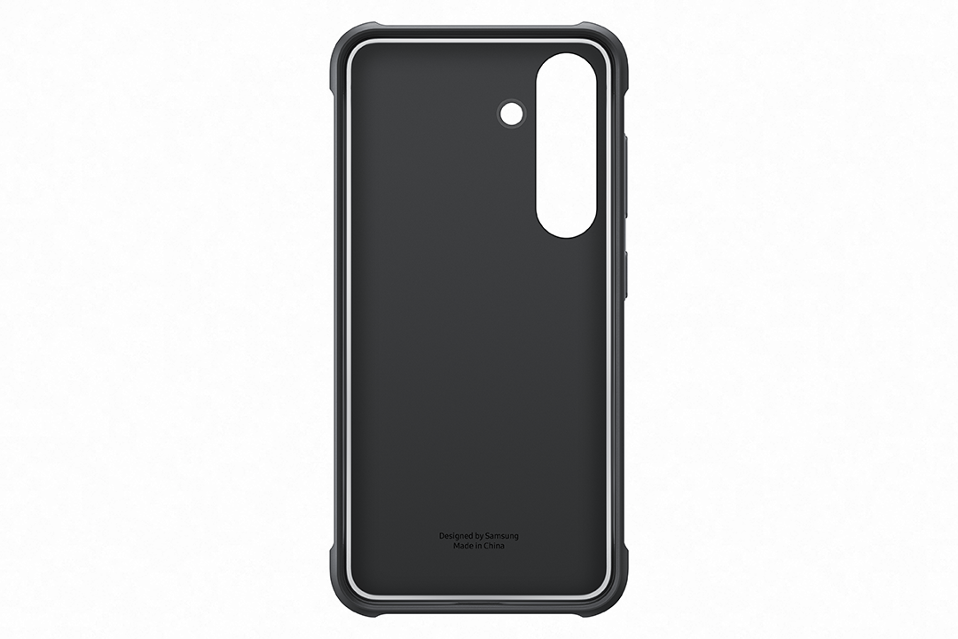 Fekete telefontok sötét belsővel, fehér szegéllyel és a 'Designed by Samsung' felirattal.
