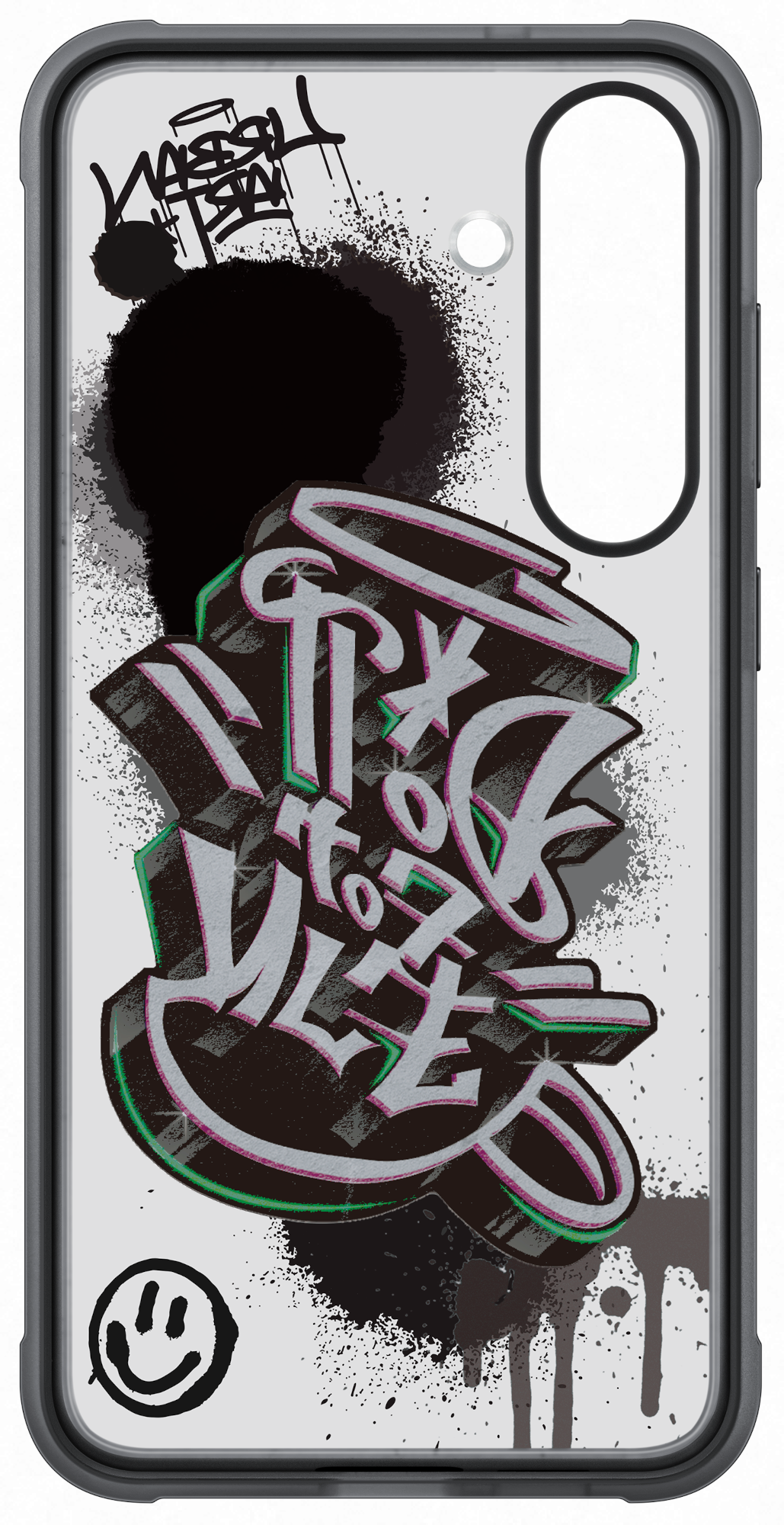 Telefontok graffitivel. Vastag betűk, fekete festékfröcskék és egy mosolygós arc.