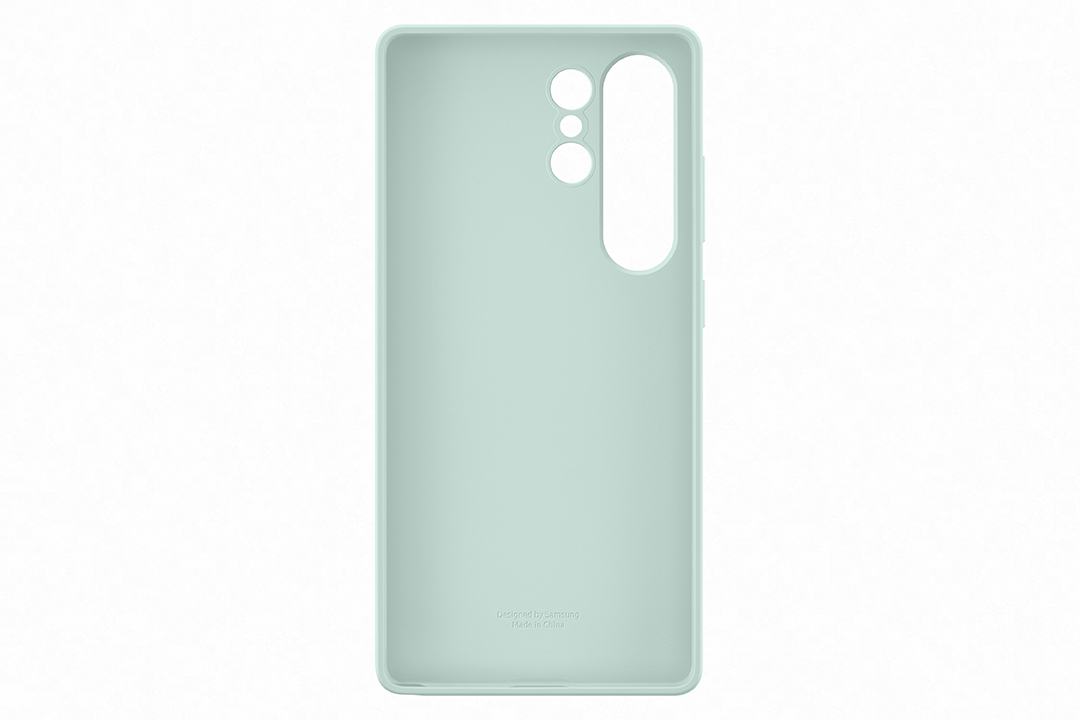 Világoszöld telefontok, kamerakivágással és a szöveggel: Designed by Samsung, Made in China.
