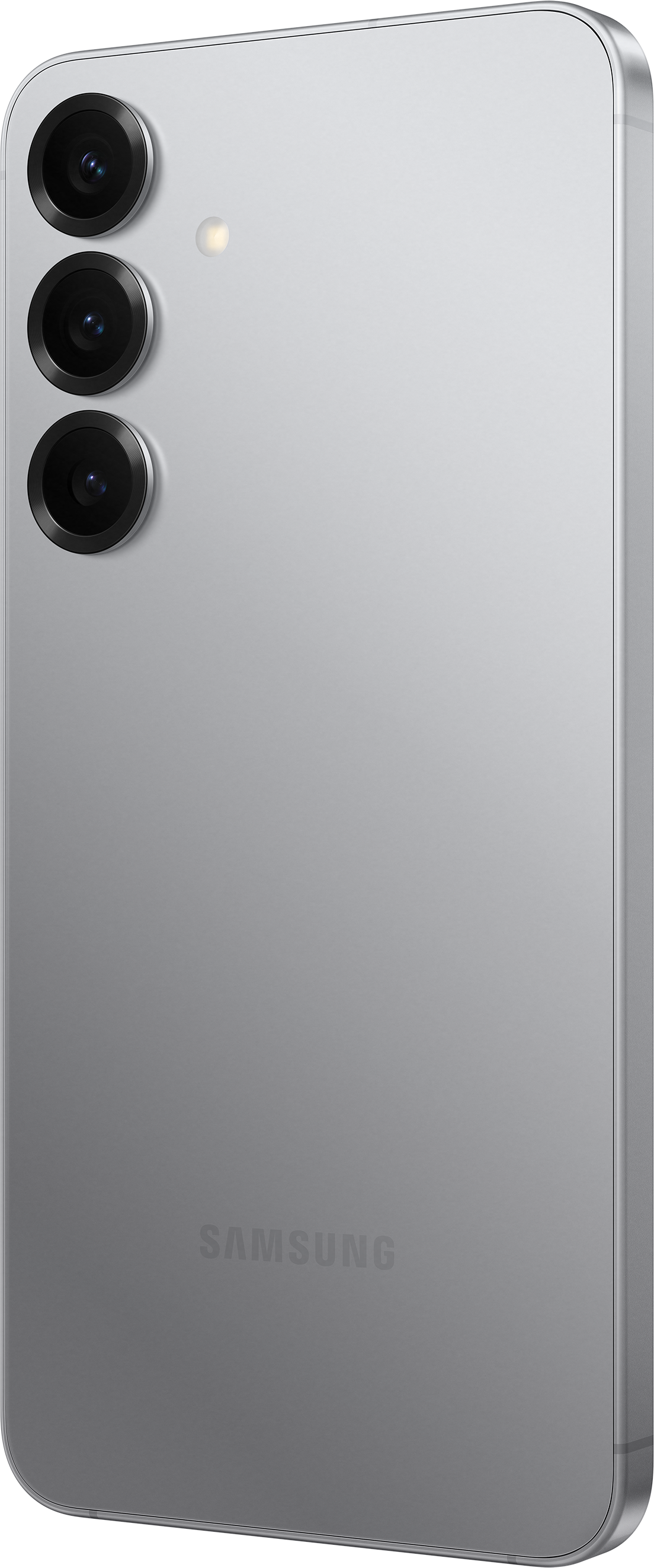 Rückansicht eines silbernen Telefons mit drei Kameralinsen, Samsung-Logo, weißer Hintergrund.