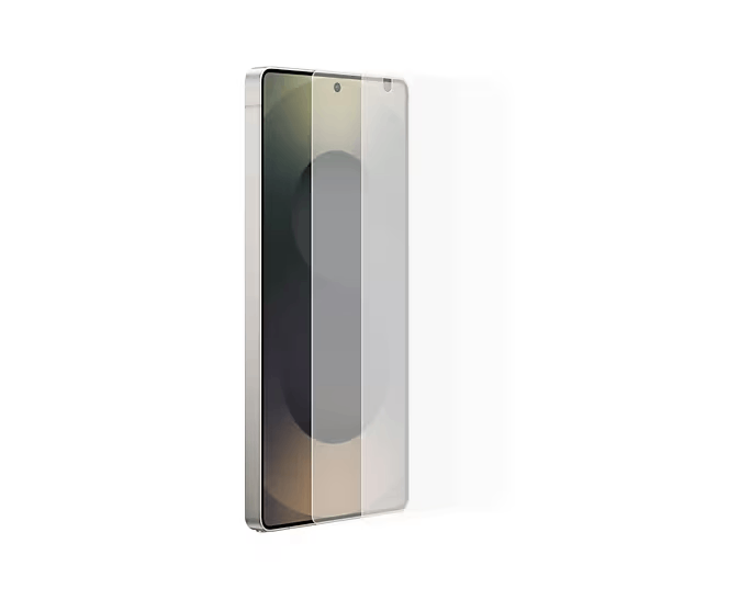 Un smartphone con un protector de pantalla aplicado. El teléfono se muestra sobre un fondo blanco.