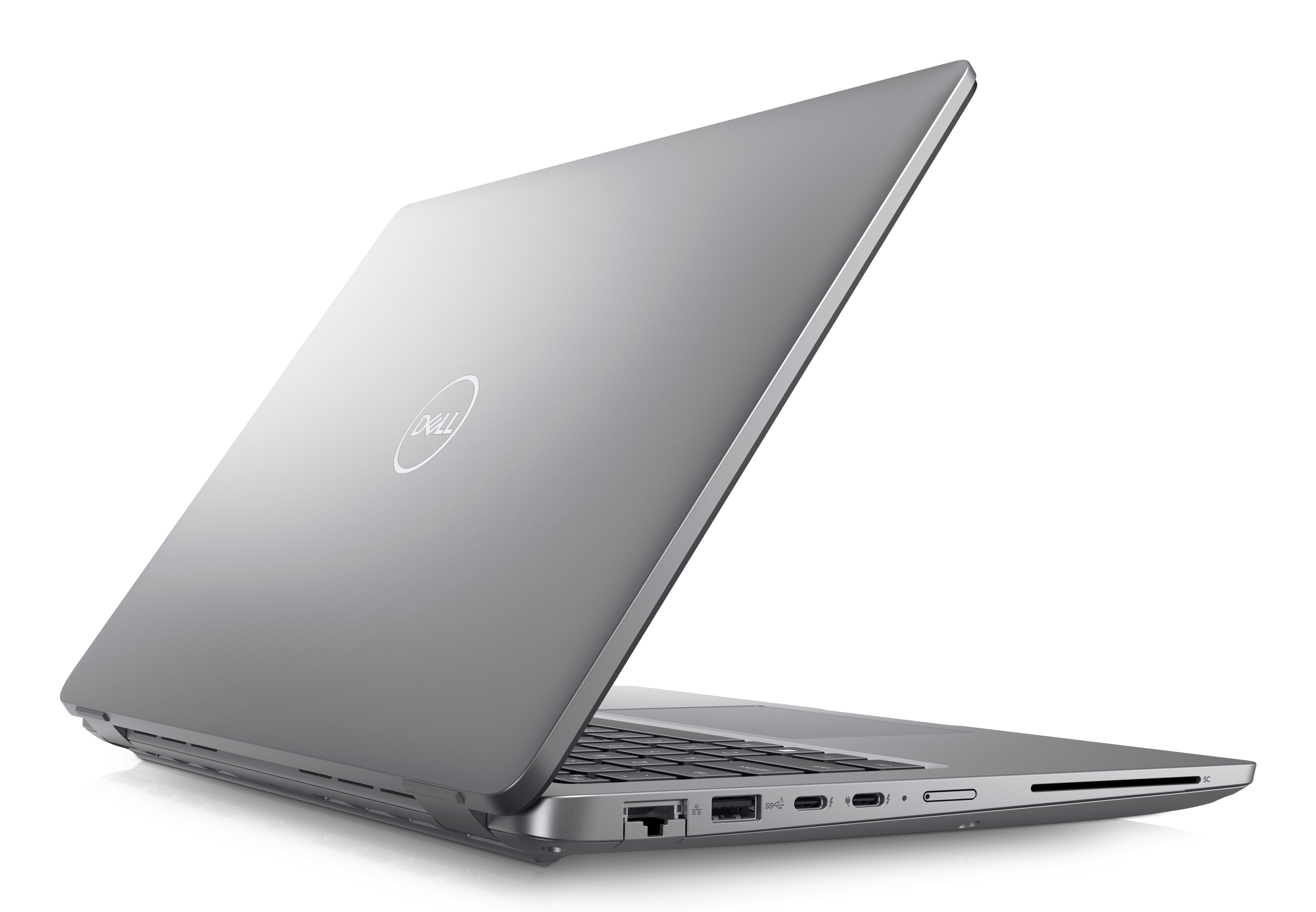 Ein silberner Laptop, leicht geöffnet, mit dem Dell-Logo auf der Rückseite, weißer Hintergrund.
