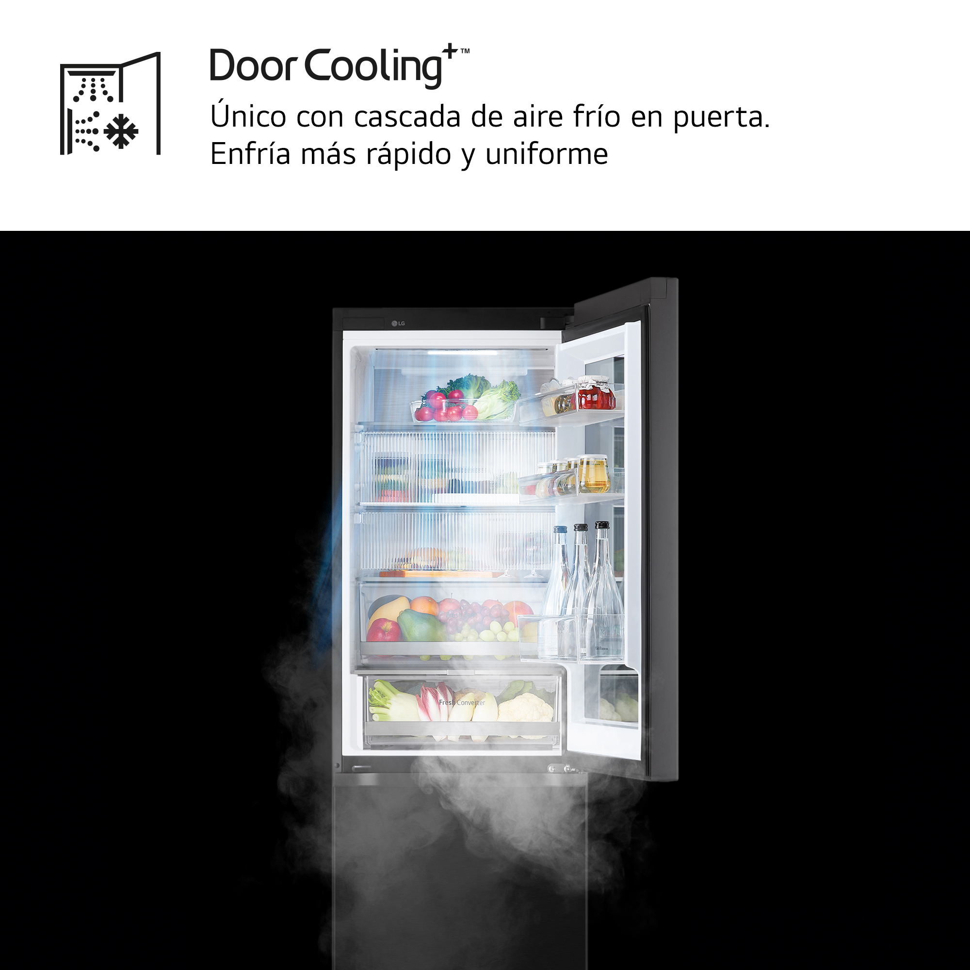 Un refrigerador con la puerta abierta. En el interior, hay estantes con alimentos y verduras.