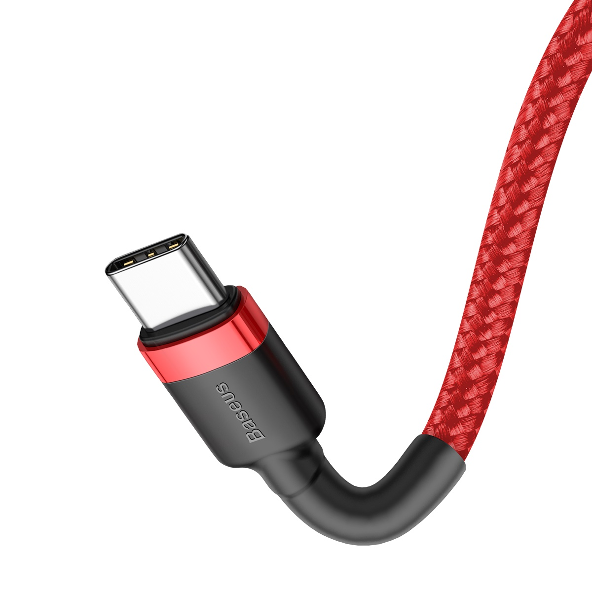 Piros USB-C kábel fekete részletekkel és Baseus márkajelzéssel. Fehér háttér, közeli felvétel.