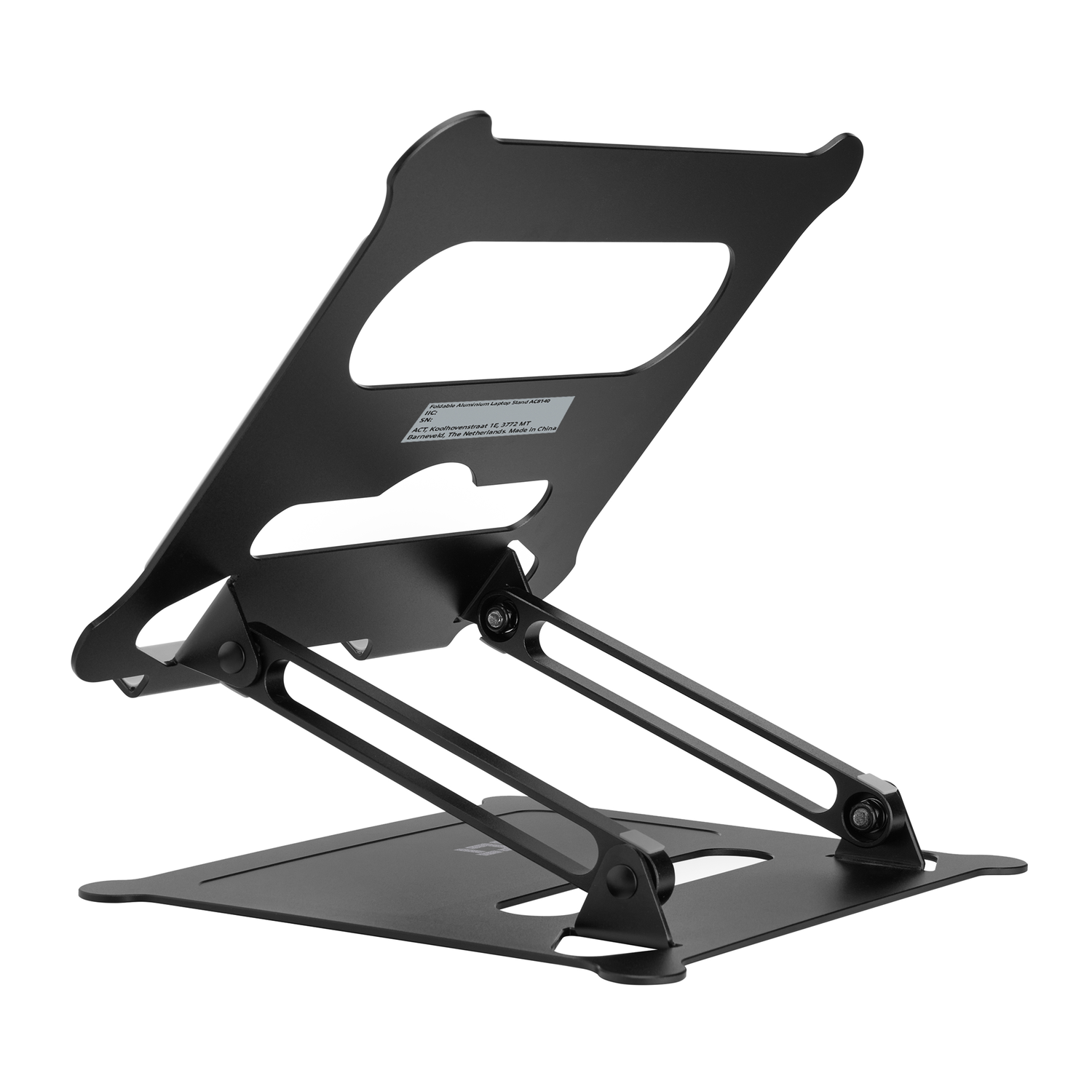 Een zwarte laptopstandaard in een schuine positie, met een open ontwerp.
