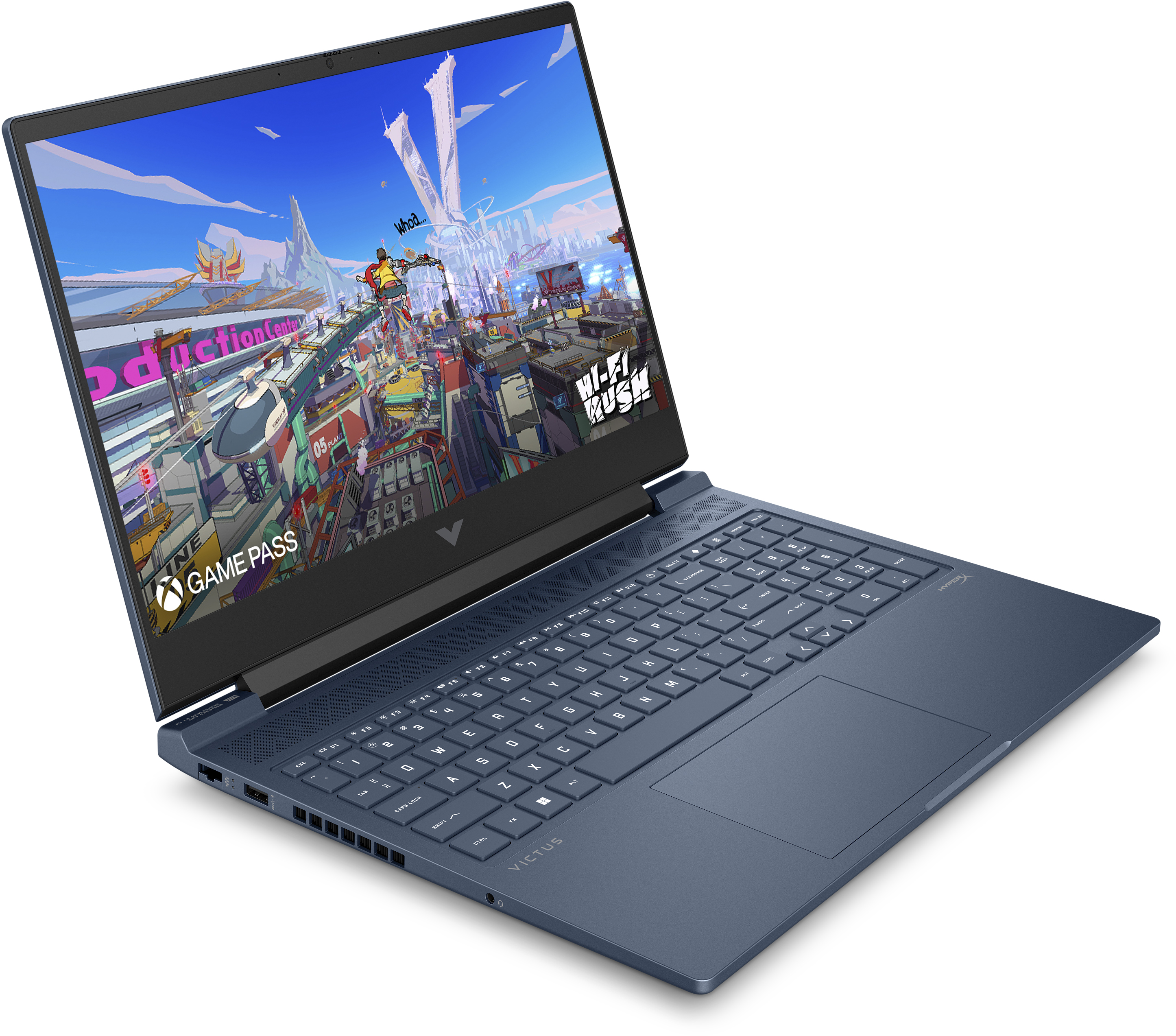 Kék laptop, szögben nézve, a képernyő egy színes videojáték jelenetet mutat épületekkel és karakterekkel.