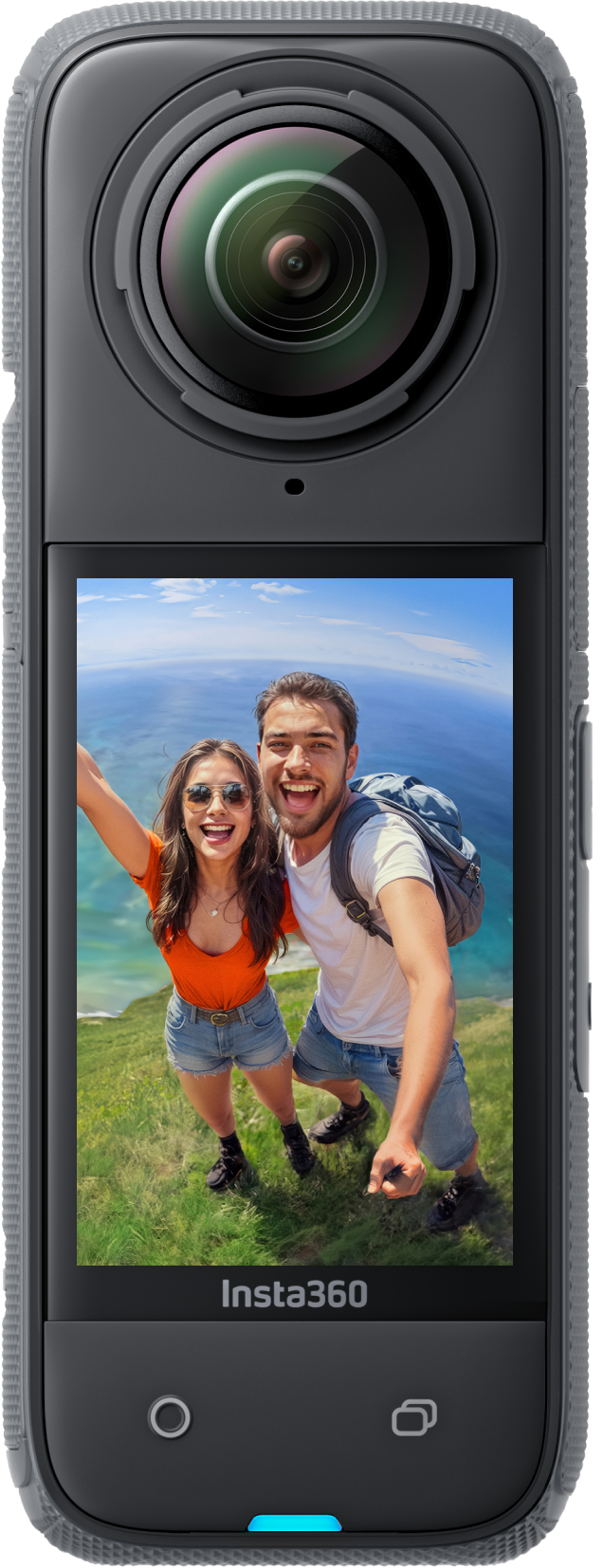 Caméra Insta360 avec écran montrant deux personnes souriantes, prenant un selfie.
