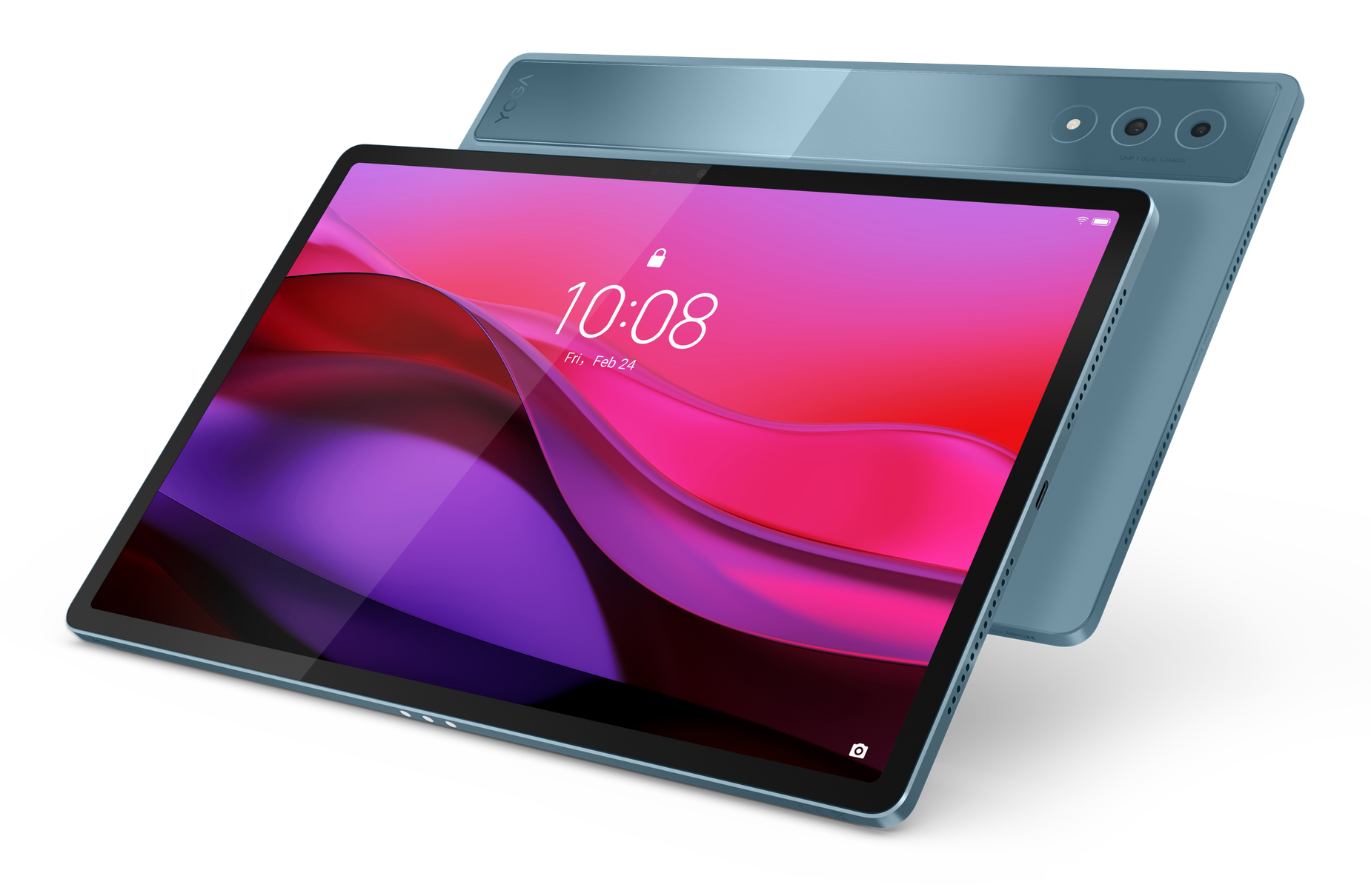 Scena na plaży z nogami i stopami na pierwszym planie, radiem i palmami w tle.