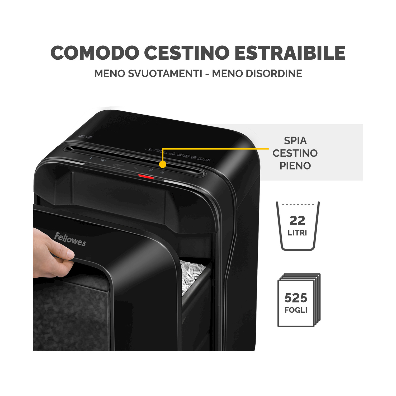 Distruggidocumenti nero, mano che estrae il cestino dei rifiuti.