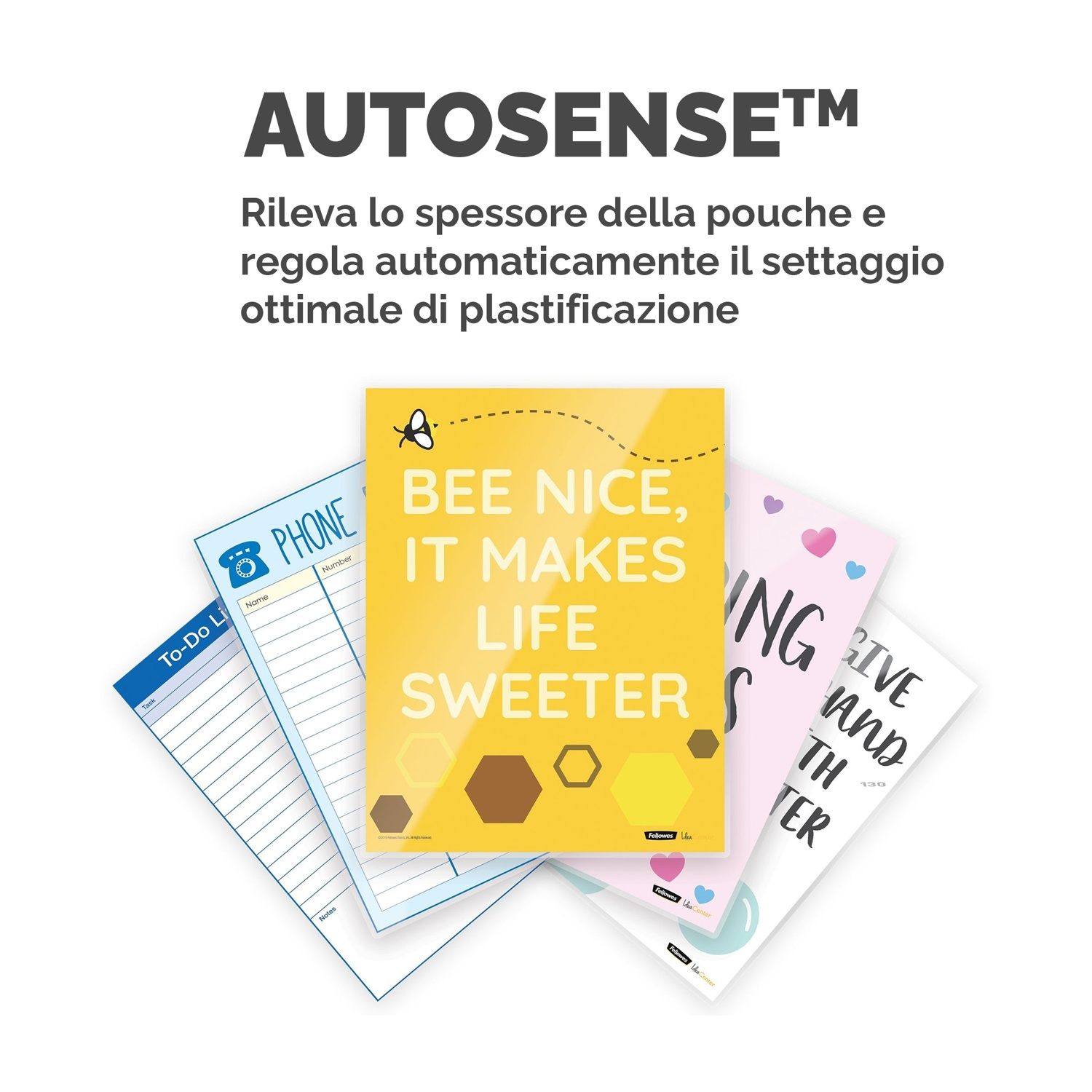 Fogli di carta con testo. Il foglio a fuoco ha un'ape e il testo: 'Bee Nice'.