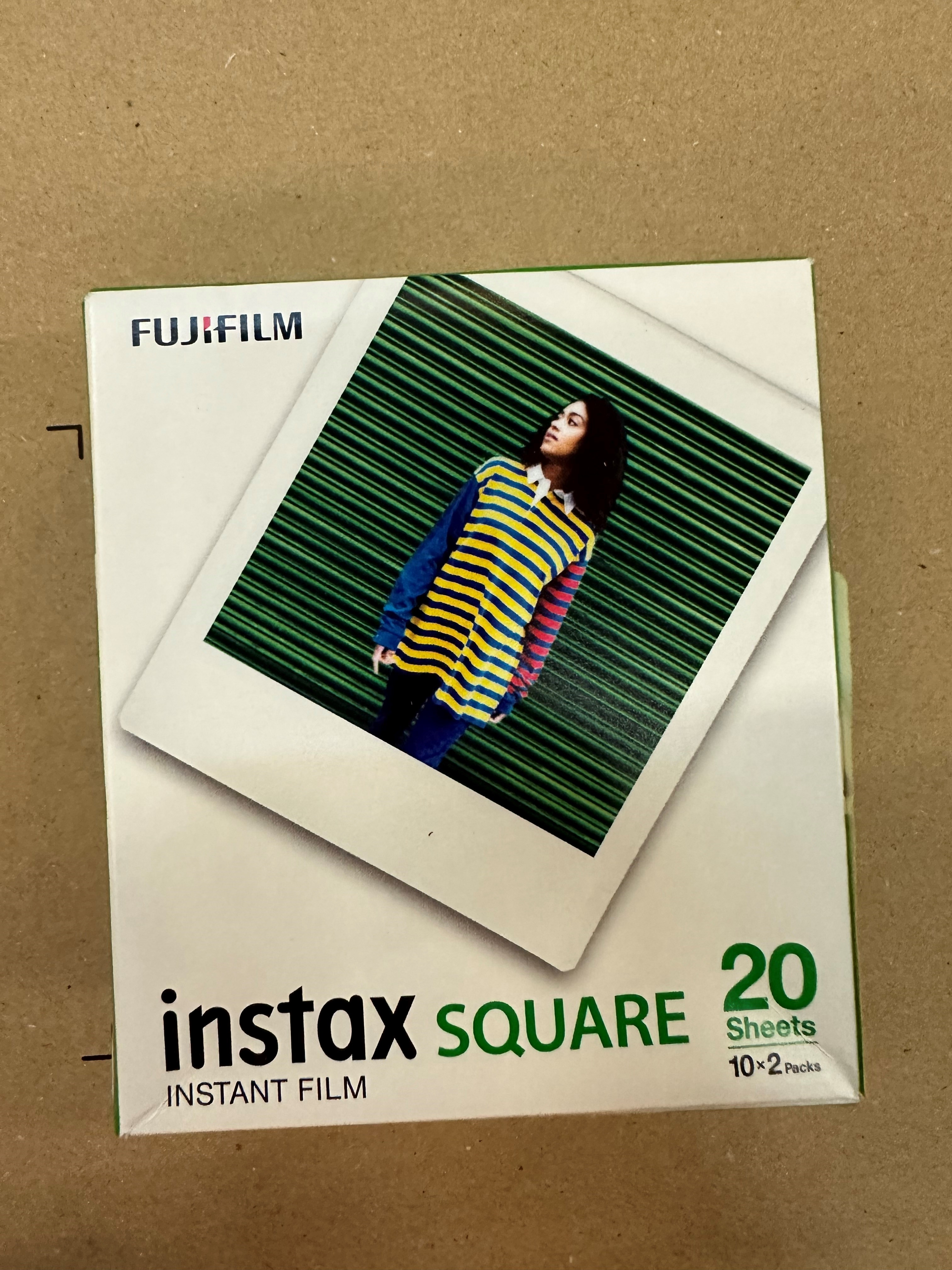 OUTLET - Wkład FUJIFILM Instax Square 20 szt.