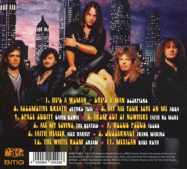 Rückseite eines Musikalbums mit Bandfoto und Songtiteln.