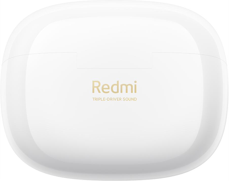 Weißes Kopfhörer-Etui mit dem Markennamen „Redmi“ und dem Text „Triple-Driver Sound“ in goldener Schrift.