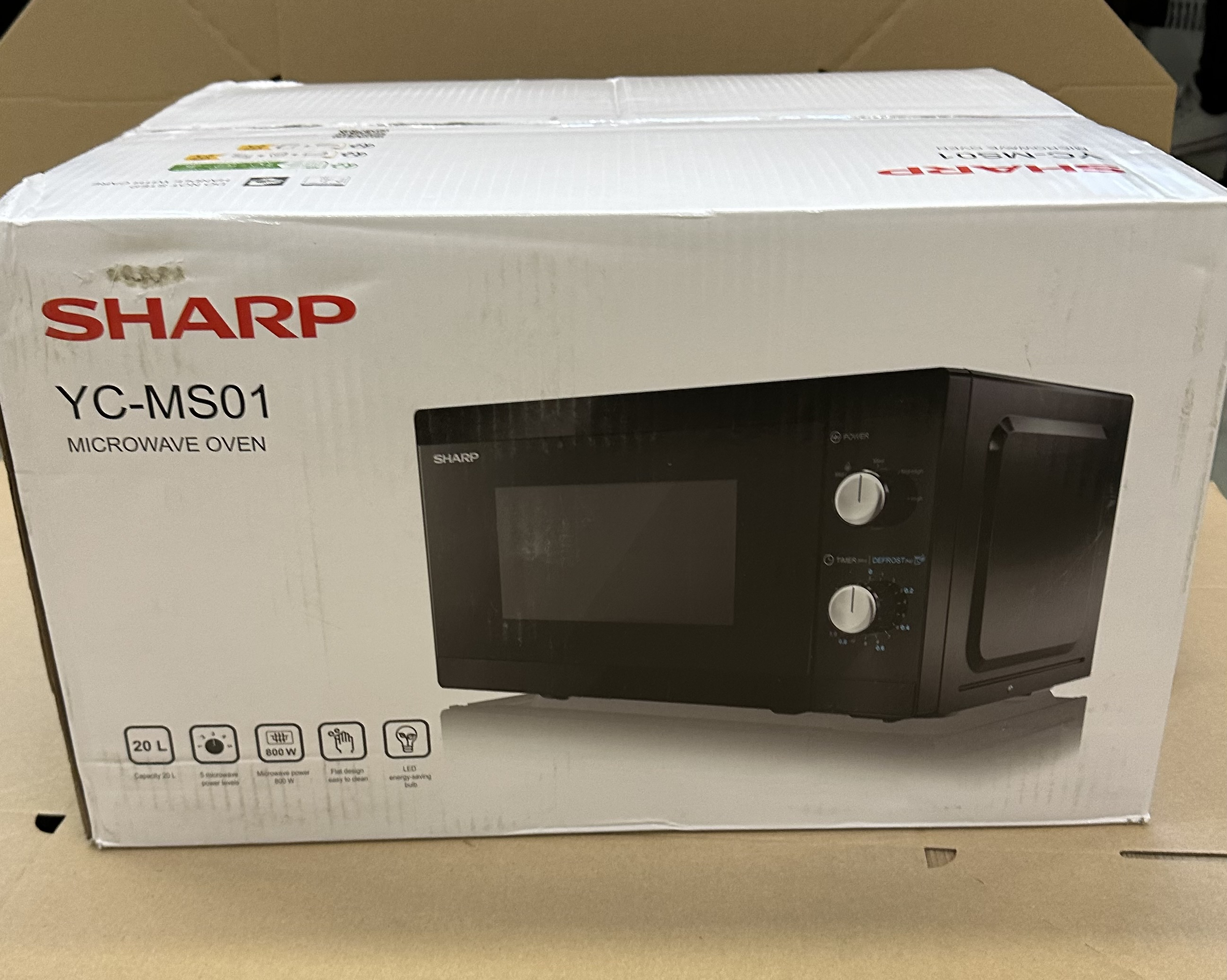 OUTLET - Kuchenka mikrofalowa SHARP YC-MS01E-B