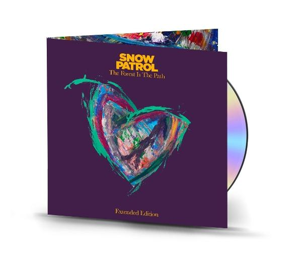 Un boîtier de CD avec une couverture violette avec une peinture en forme de cœur et le titre de l'album, sur fond blanc.