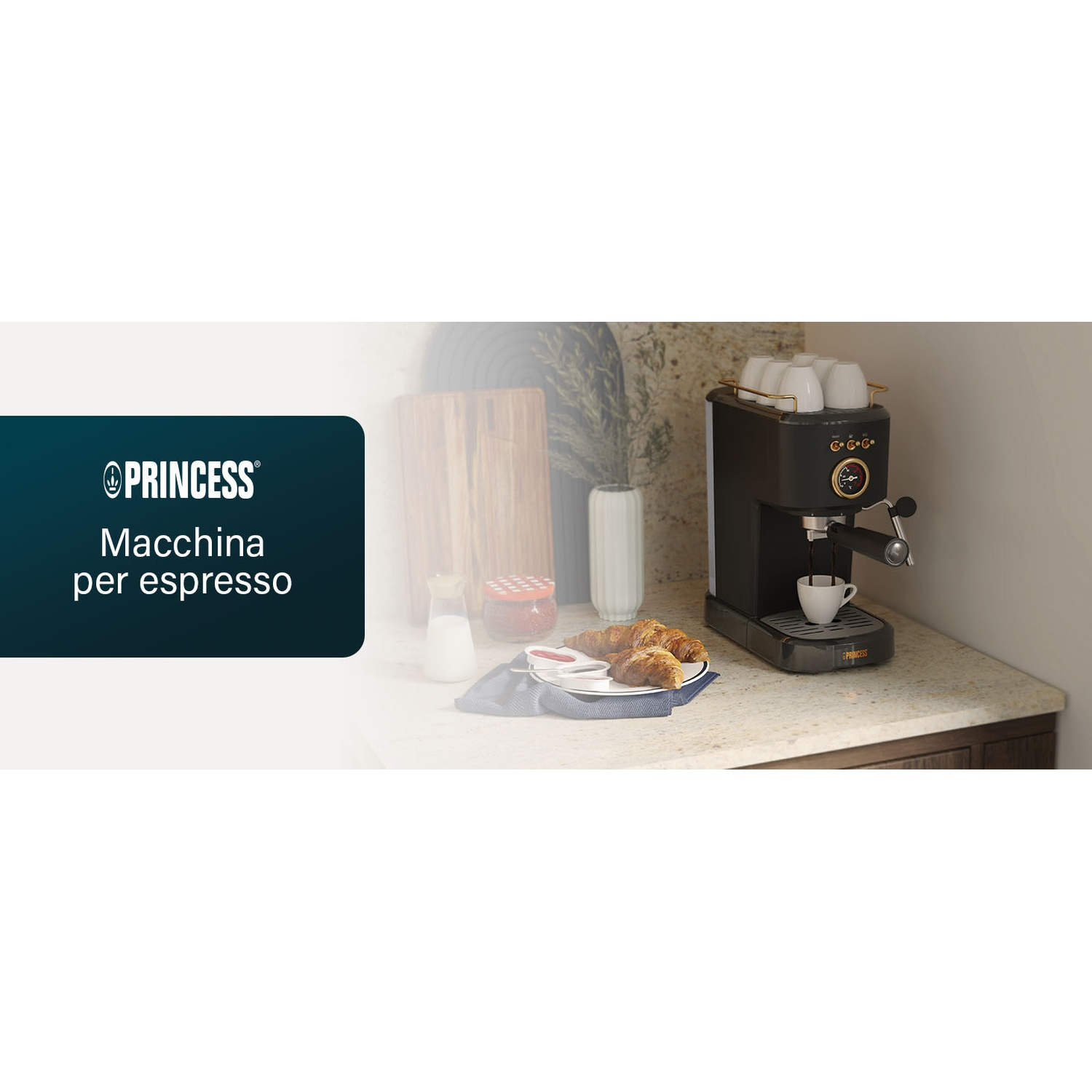 Macchina per espresso con tazze, pasticcini e ingredienti. Testo in italiano. Cucina.