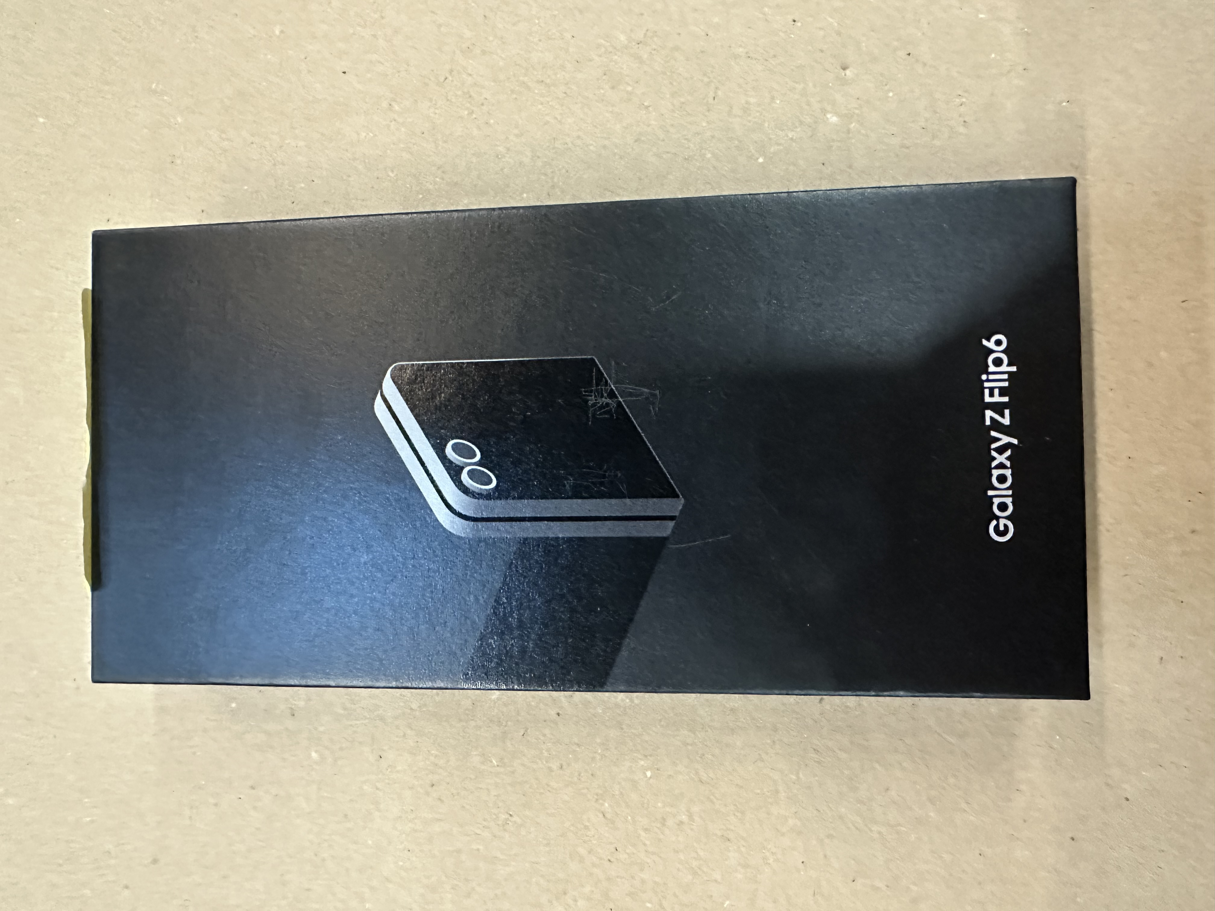 OUTLET - Smartfon SAMSUNG Galaxy Z Flip6 5G 12/256GB Szary 5G 12 GB/256 GB Szary                                                                                                                                                                                                                                                                                                                 