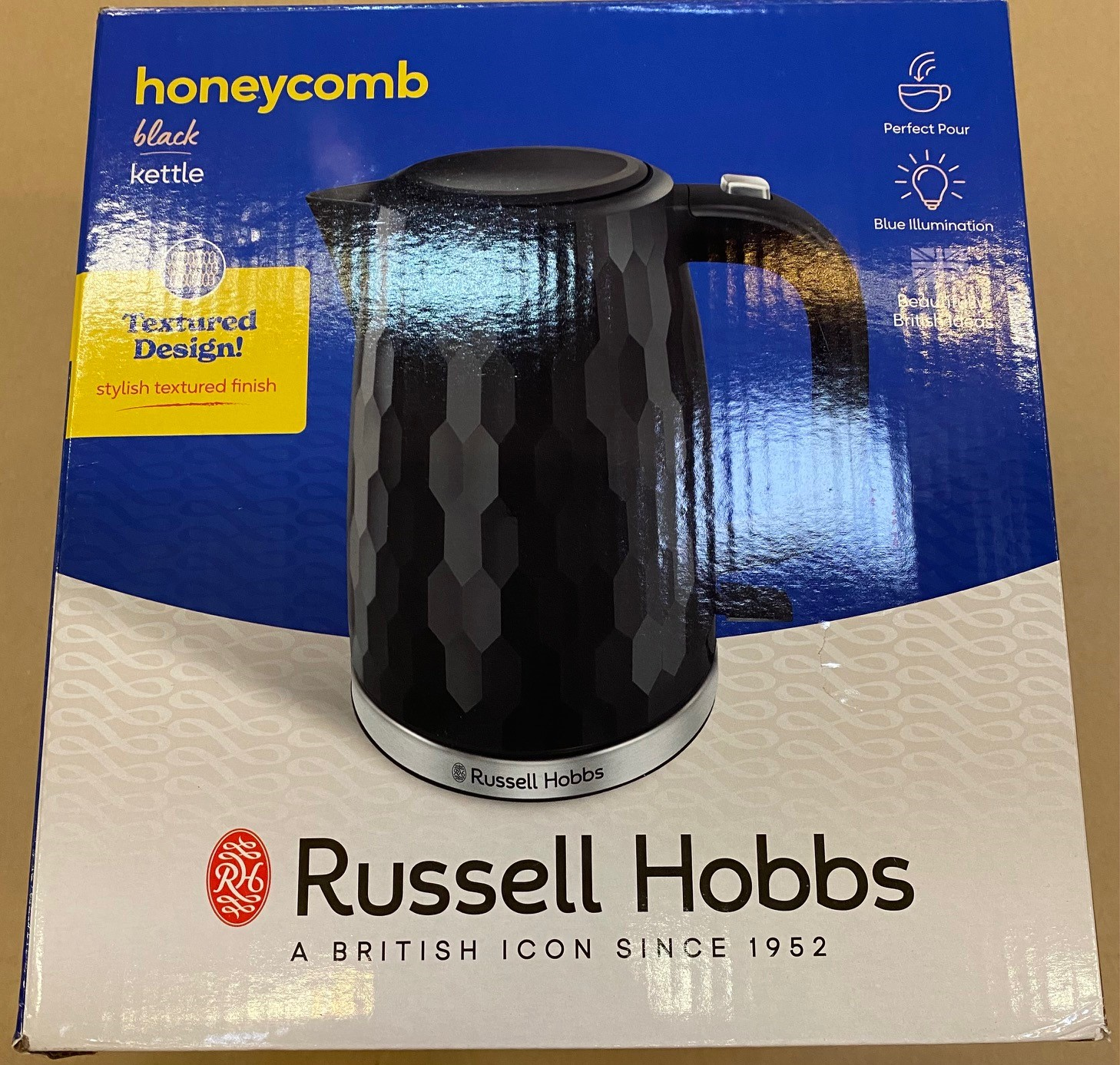 OUTLET - Czajnik RUSSELL HOBBS 26051-70 HONEY COMB Czarny