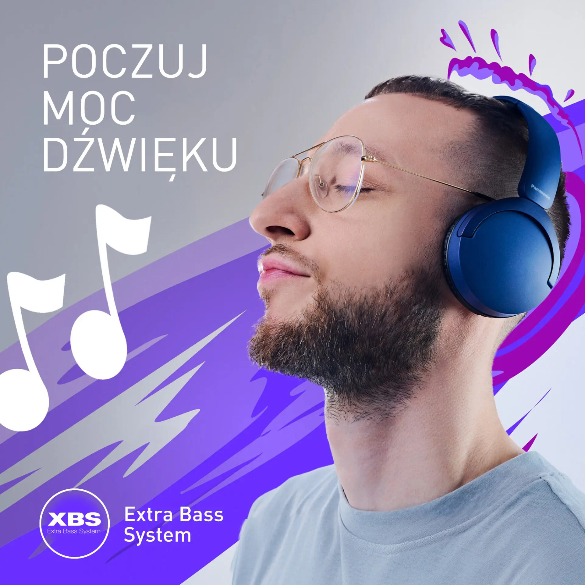 Zbliżenie na mężczyznę w niebieskich słuchawkach.