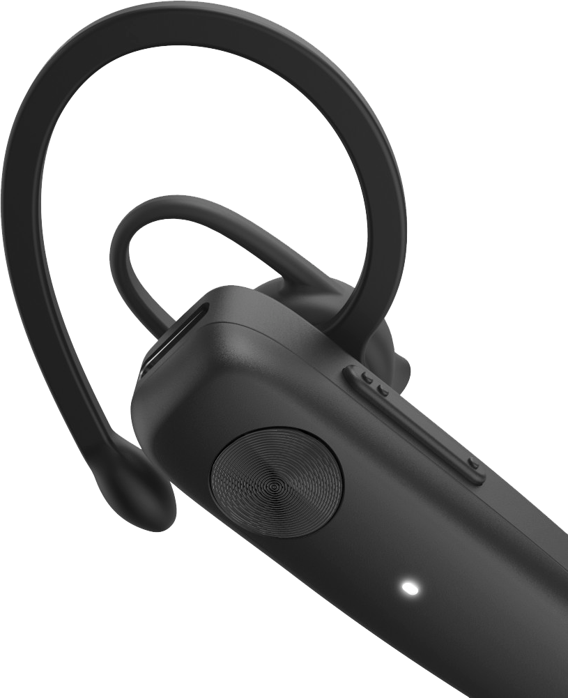 Fekete Bluetooth headset, ívelt fülhallgatóval. A headseten van egy gomb és egy kis fehér fény.