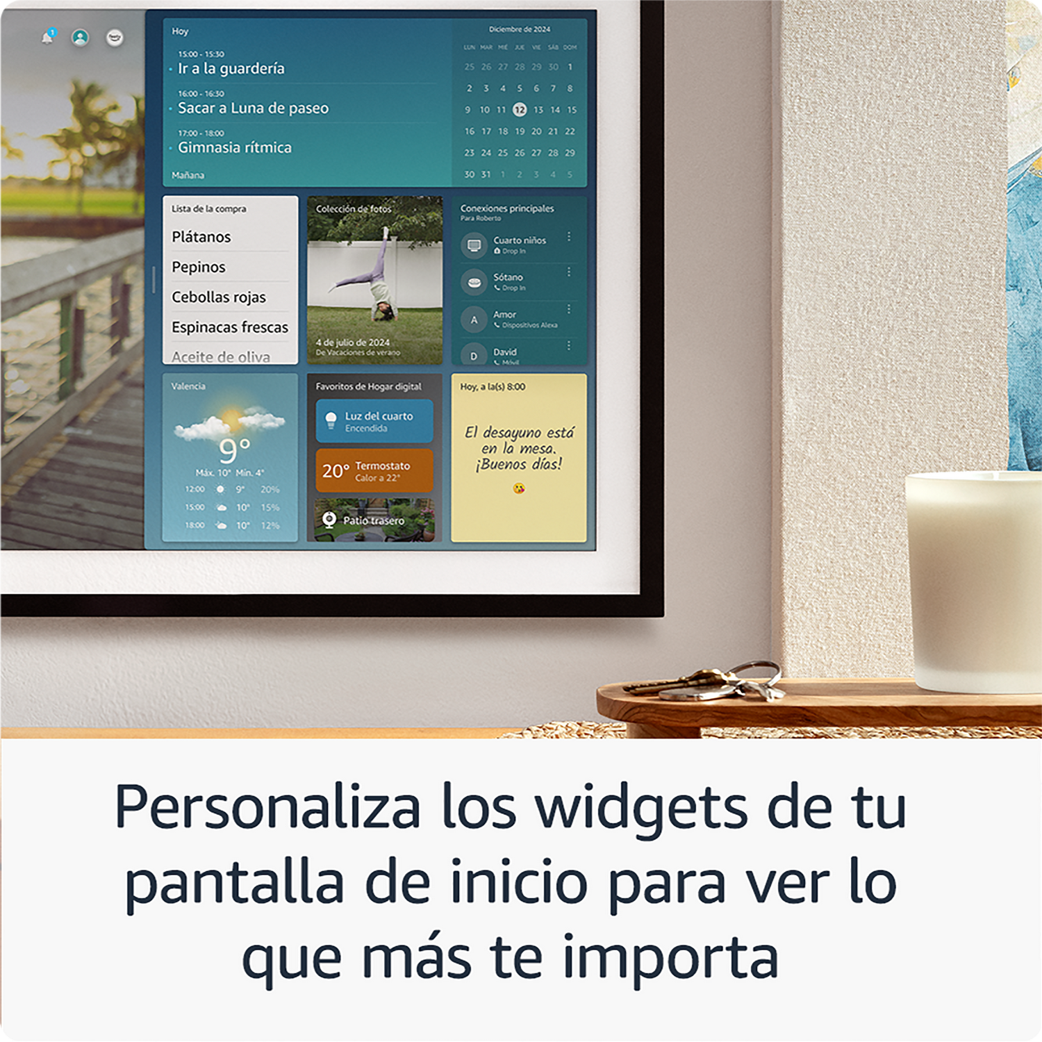 Interfaz de hogar inteligente con calendario, tareas y widgets de control del hogar.