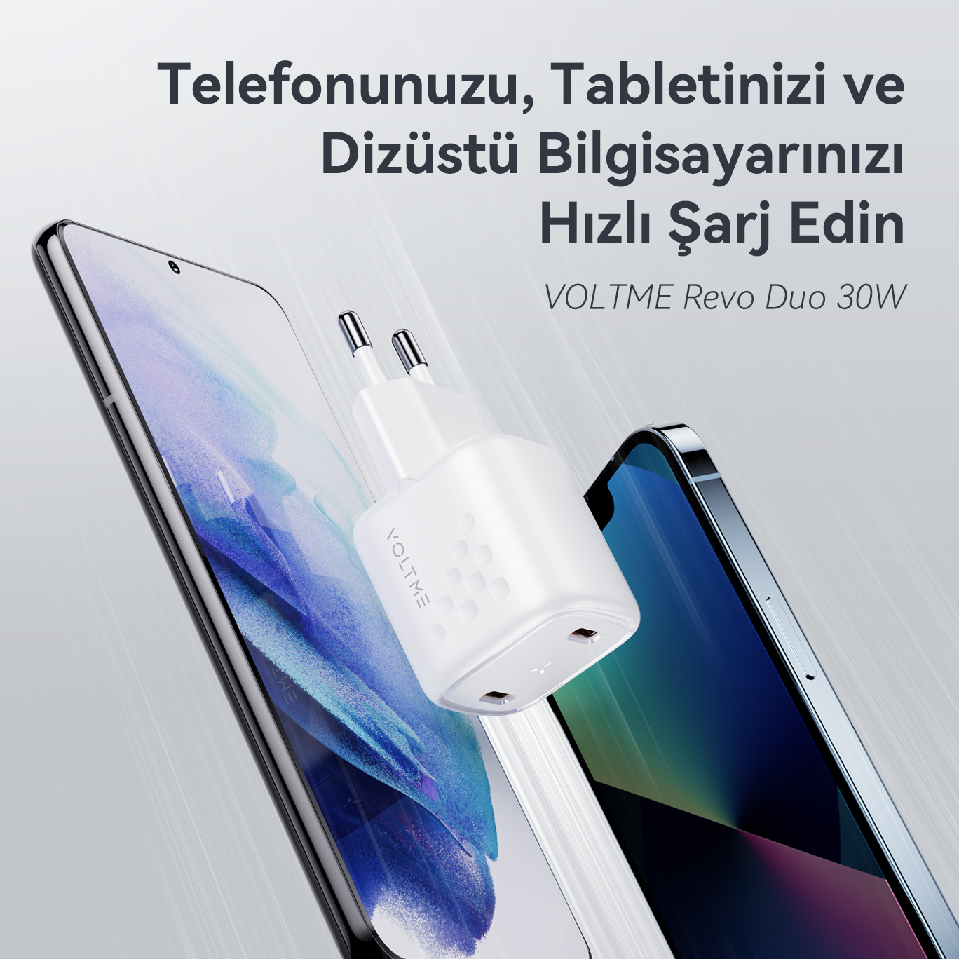 İki bağlantı noktalı, iki telefonu şarj eden bir telefon şarj cihazı, parlak bir yüzeyde.