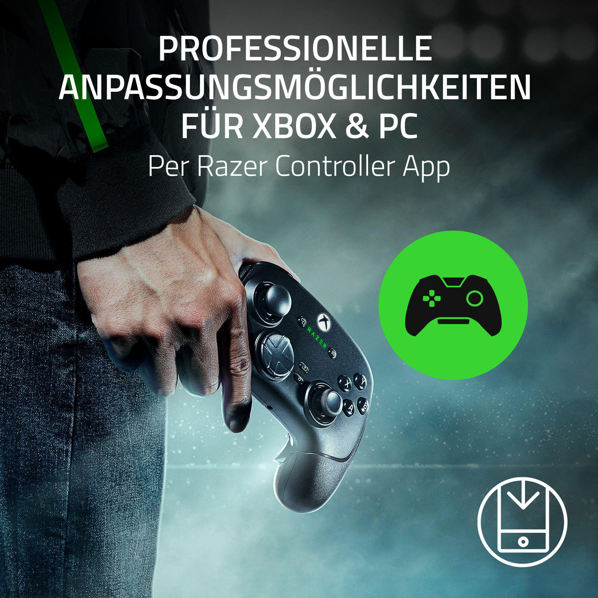 Person hält schwarzen Controller mit grünem Spielkonsolen-Symbol.