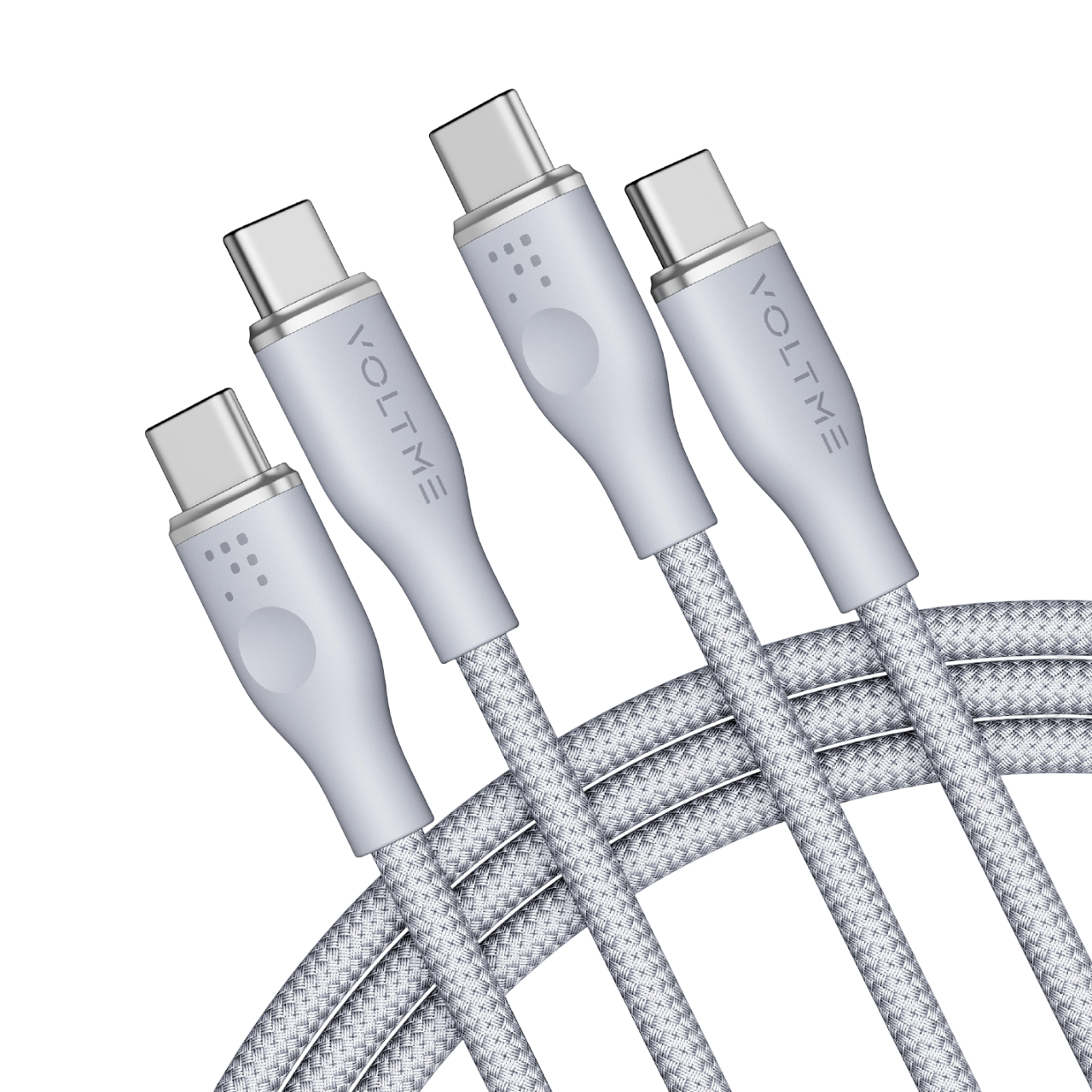 Siyah zemin üzerinde, her bir konektöründe 'VOLTME' yazan dört beyaz USB-C kablosu.