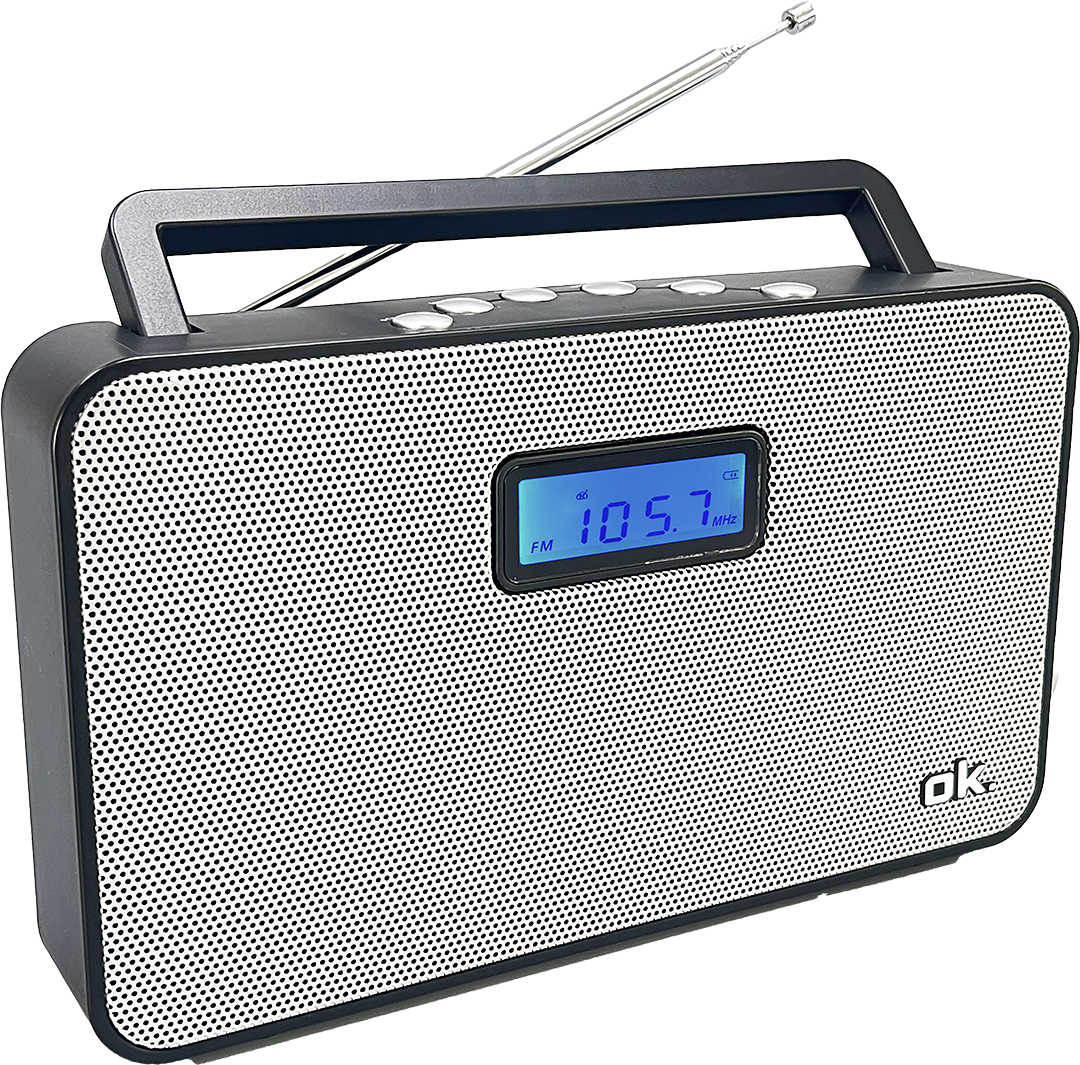 Egy szürke-fekete retró rádió, digitális kijelzővel, 105.7 FM-et mutatva, ezüst antennával.