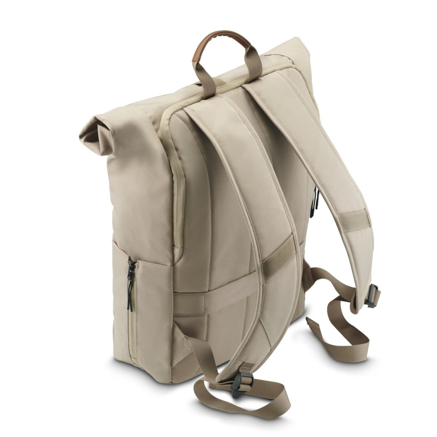 Beige rugzak met meerdere compartimenten, riemen en een handvat.