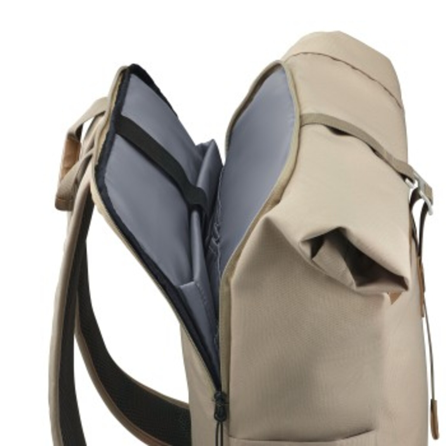 Beige rugzak met een open zak die een laptopvak laat zien op een witte achtergrond.