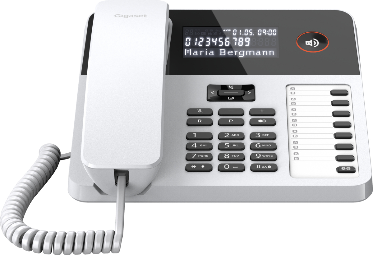 Weißes Gigaset-Tischtelefon mit Display, das Zeit und einen Kontaktnamen anzeigt.