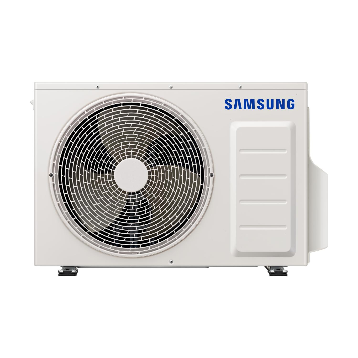 Condizionatore Samsung rettangolare bianco. La parte anteriore ha una grande ventola coperta da una griglia.