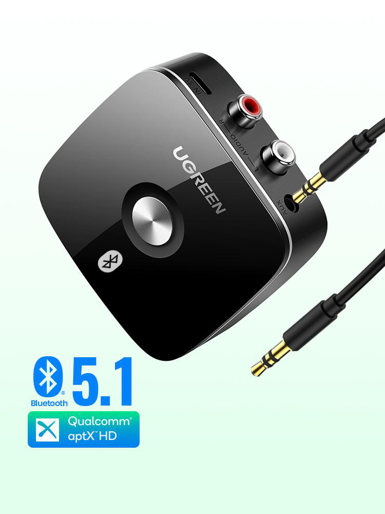 Bluetooth-Empfänger in Schwarz mit weißem Text und Kabeln.