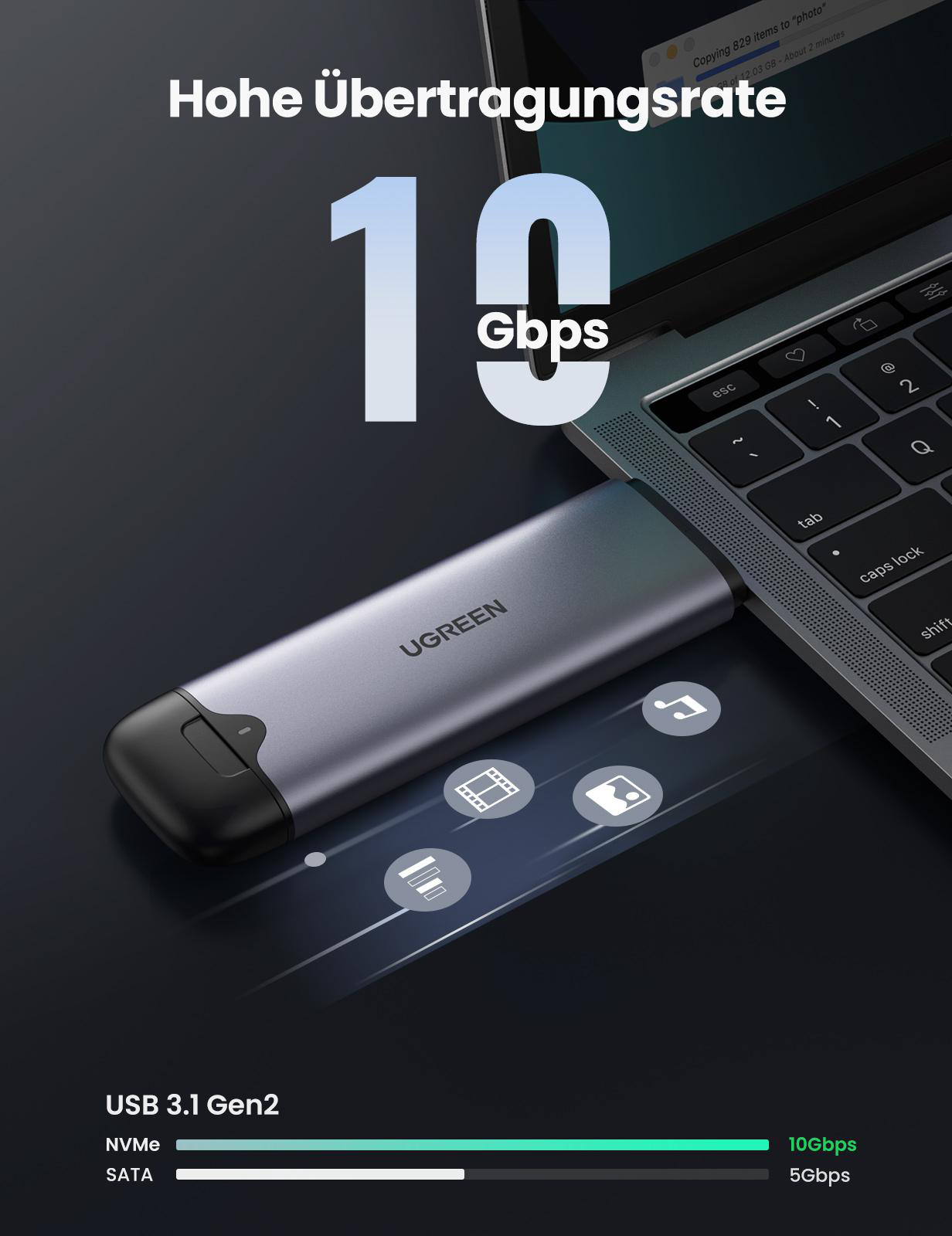Ein silberner USB-Stick wird mit Bildern von Dateien und Musik gezeigt.