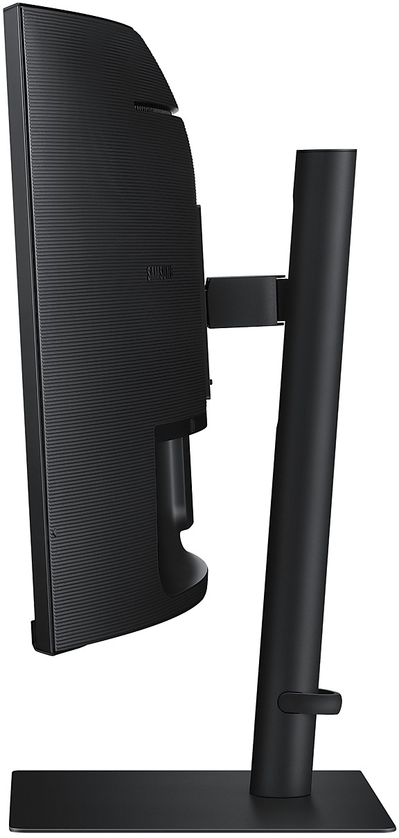 Fekete monitor oldalsó nézete, fekete állvány. Tiszta, minimalista design, fehér háttér.