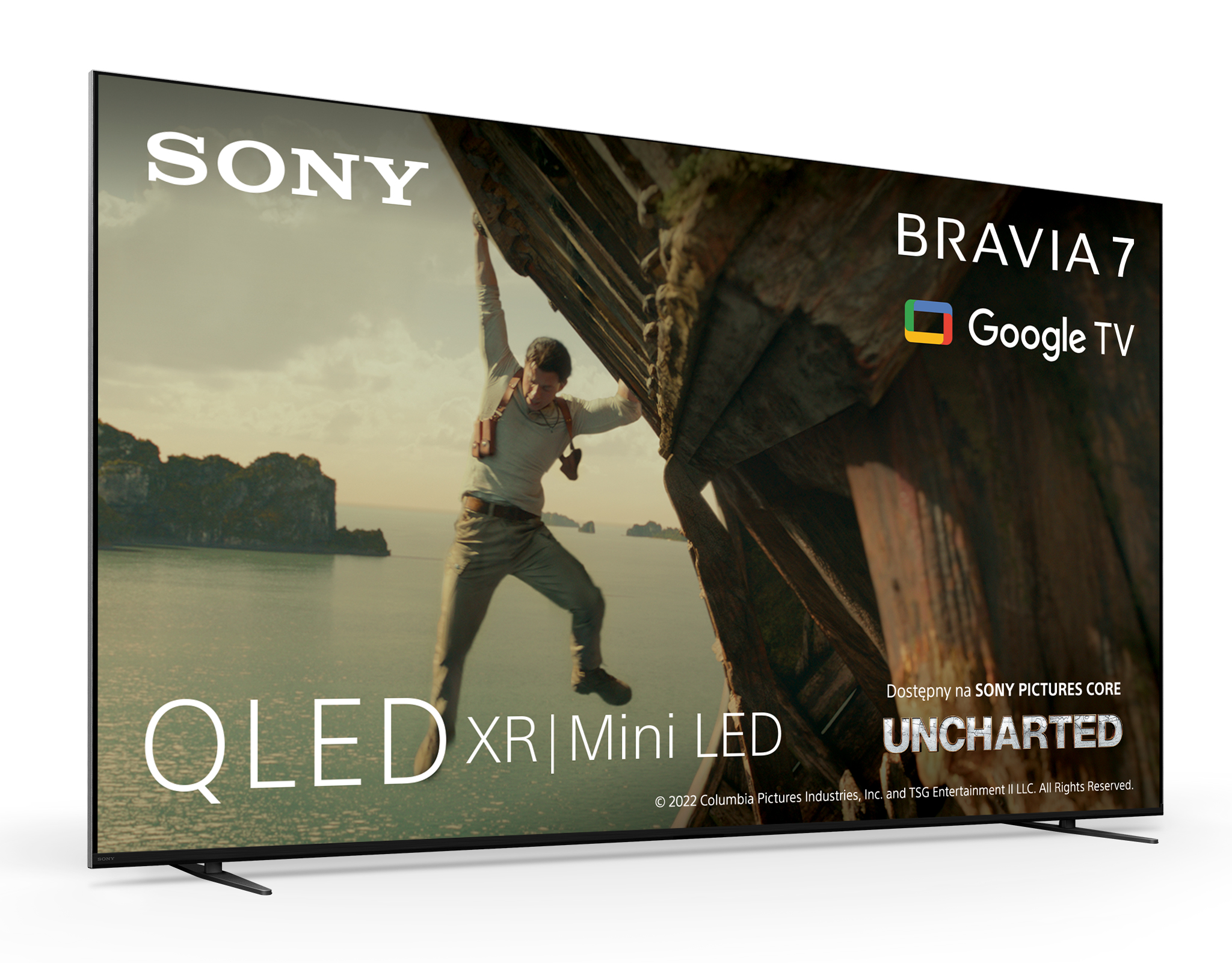 Ekran telewizora QLED wyświetlający scenę akcji i markę.