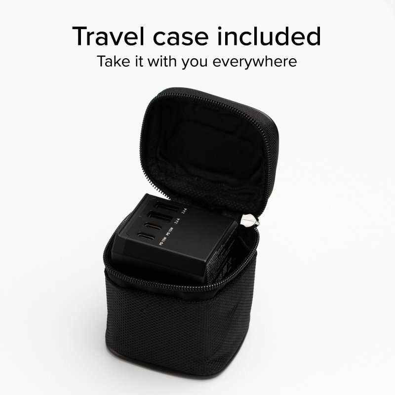 Schwarze Reisetasche mit schwarzem Ladegerät. Text: 'Reisetasche inklusive'.
