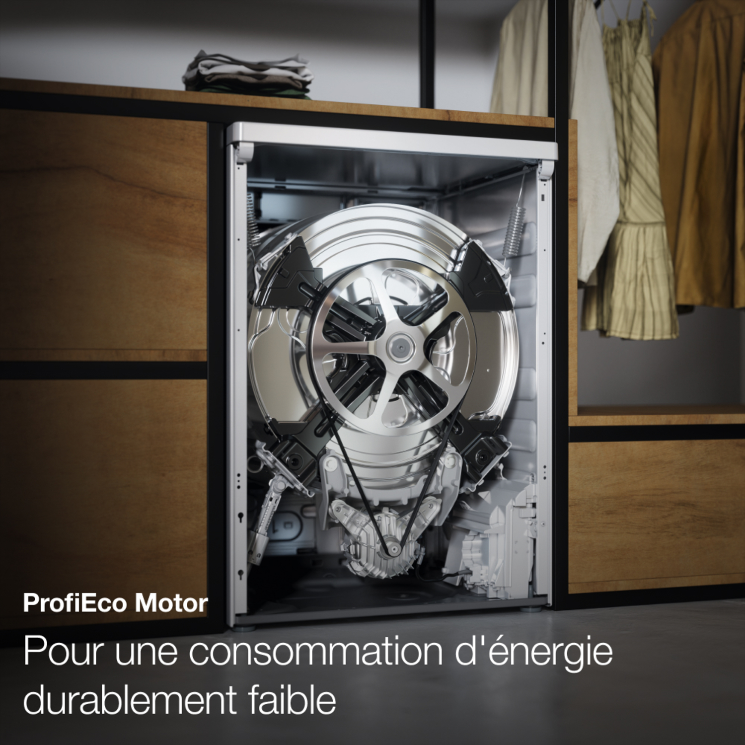 Intérieur de la machine à laver. Montre le moteur et le tambour. Il y a du texte en bas.