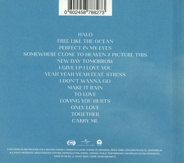 CD-Cover mit hellblauem Hintergrund und einer Liste von Titeln.