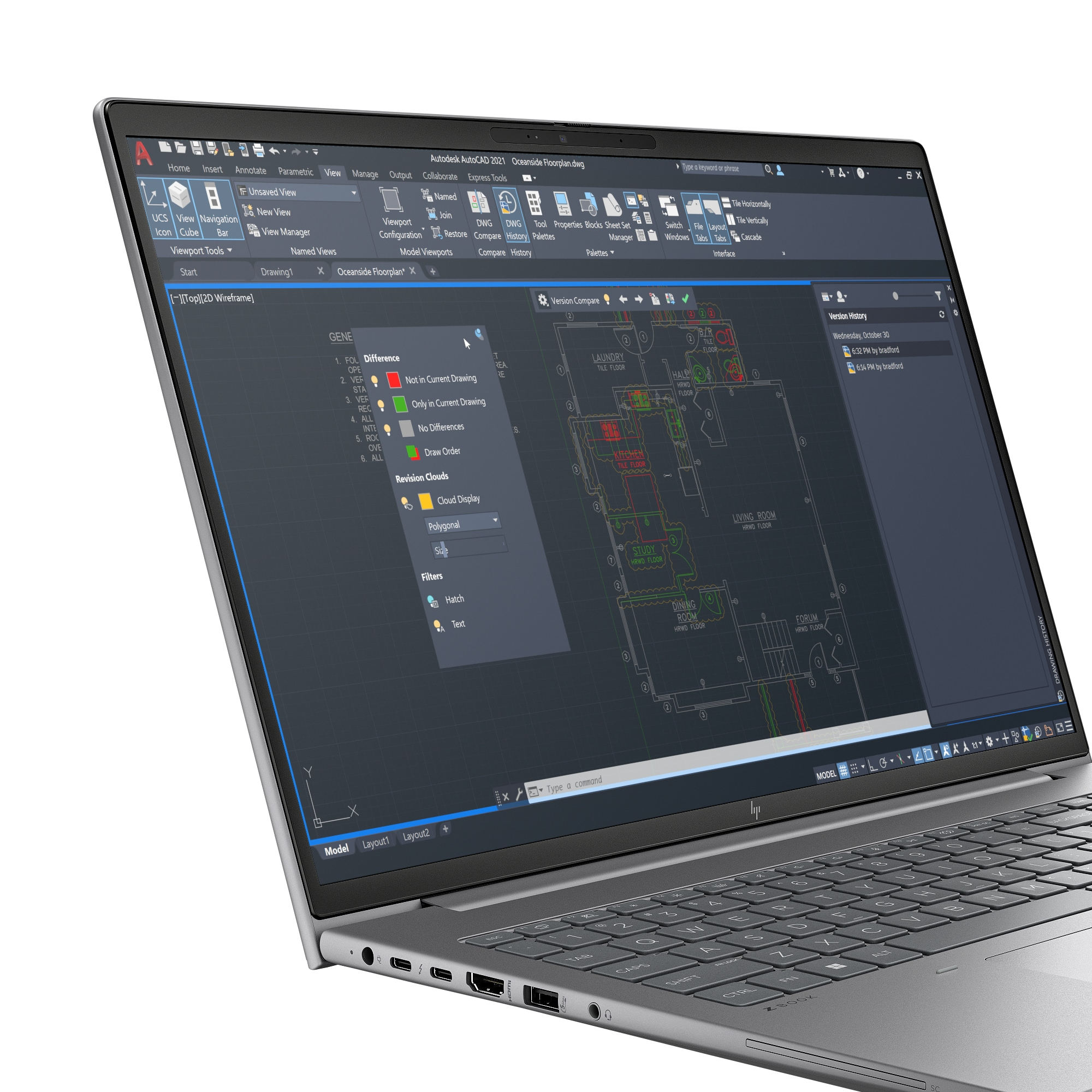 Laptop mit geöffneter CAD-Software. Der Bildschirm zeigt Baupläne. Ein moderner Laptop mit dunklem Blau.