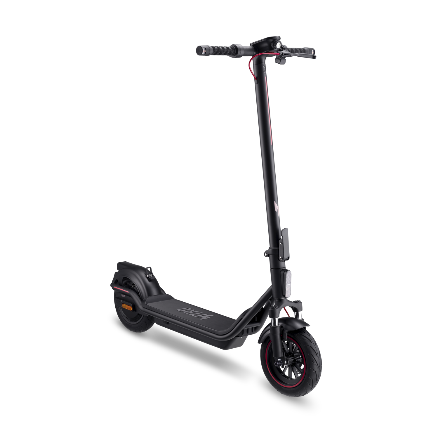 Zwarte elektrische scooter met rode accenten, op zwarte achtergrond.