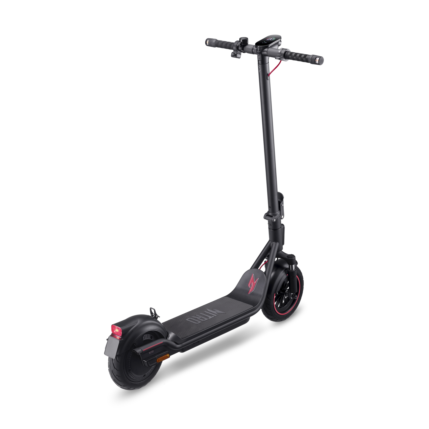 Zwarte elektrische scooter, geïsoleerd op zwarte achtergrond, vanuit een hoge hoek gezien.