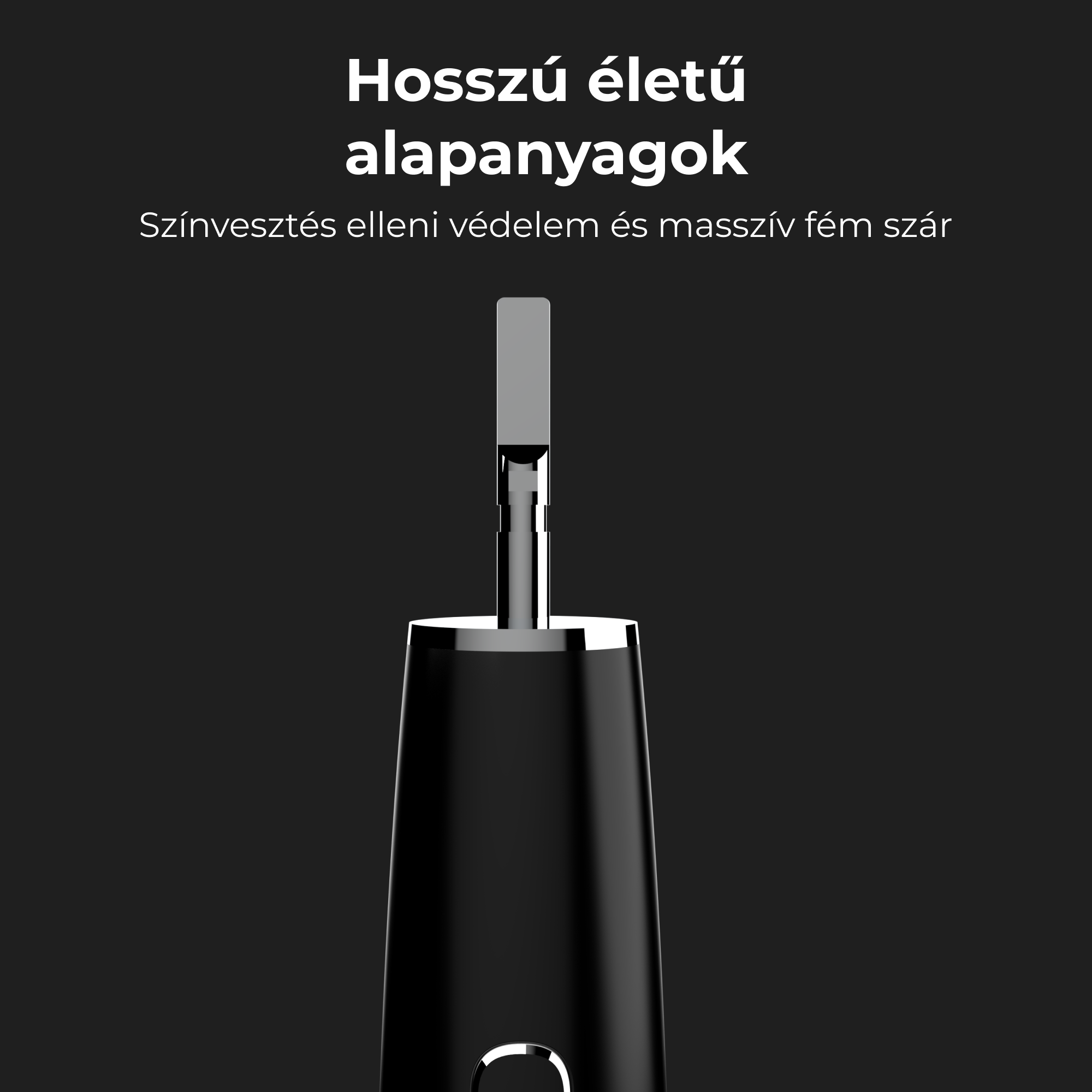 Egy fekete fültisztító közelképe magyar szöveggel: Tartós alapok, színvesztés elleni védelem és masszív fém szár.