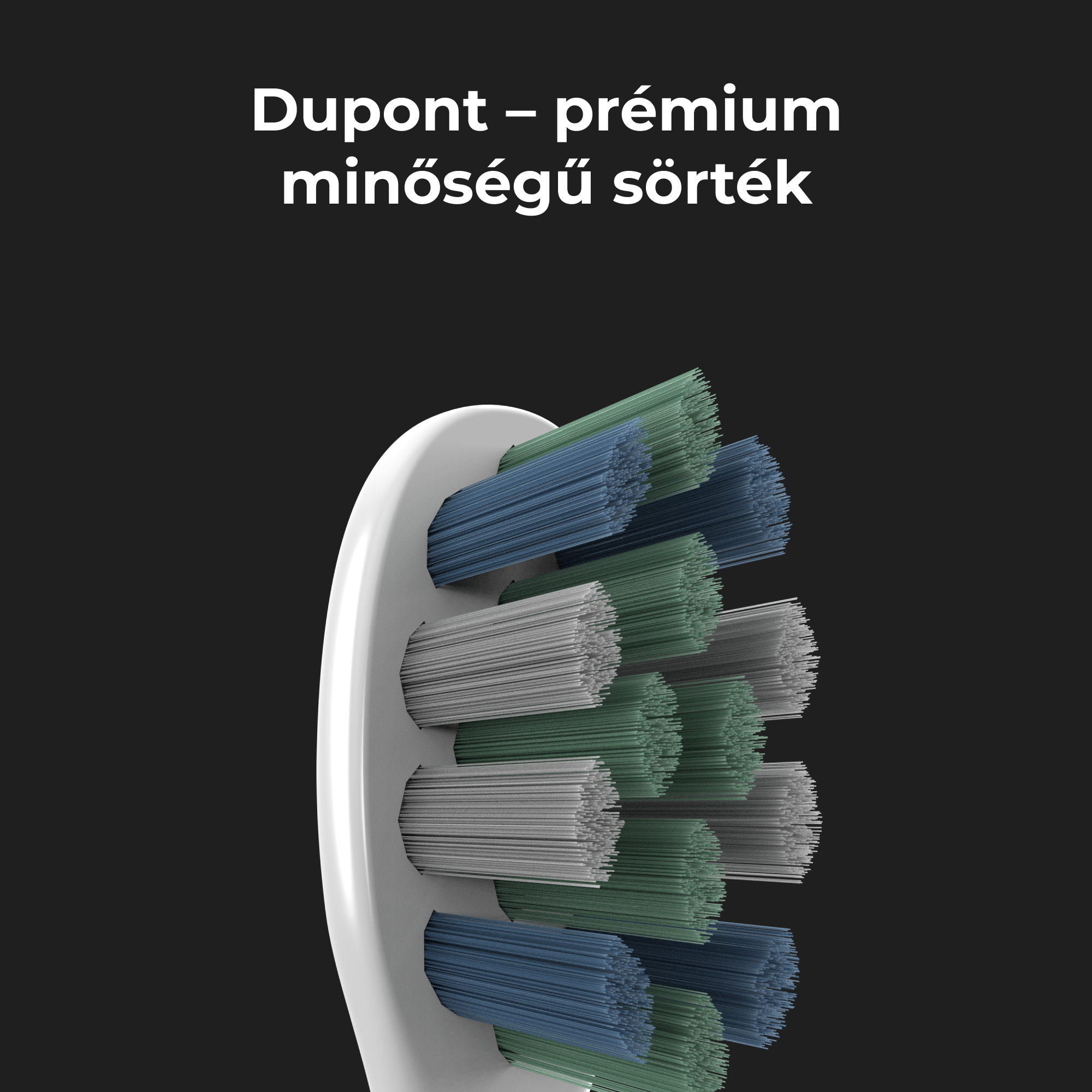 Egy fogkefe fejének közeli képe kék, zöld és szürke sörtékkel.