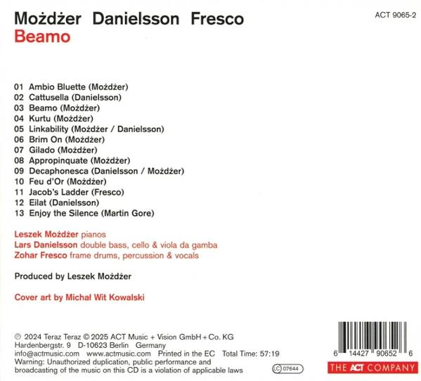 CD-Booklet mit Titelliste, Credits und Copyright-Informationen.