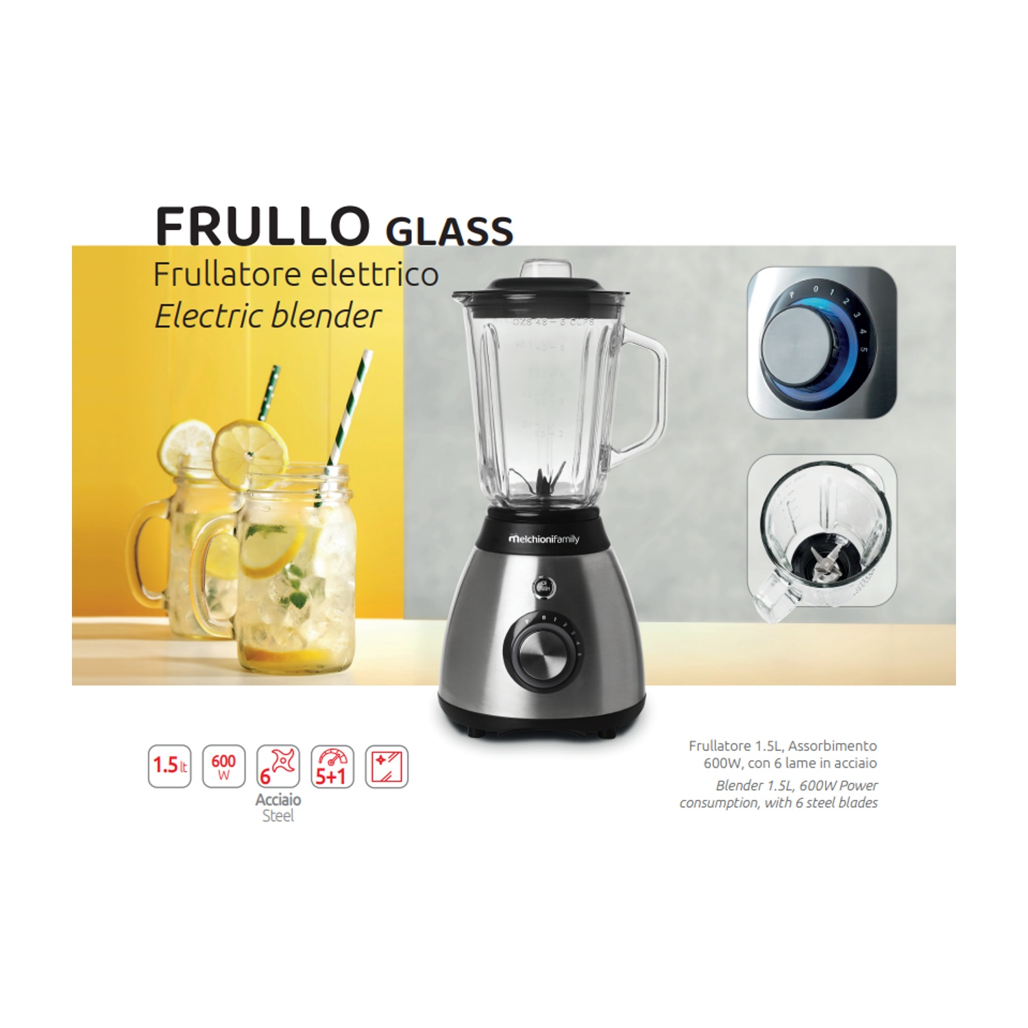 Un frullatore elettrico con un boccale di vetro e una base in acciaio inox, isolato.