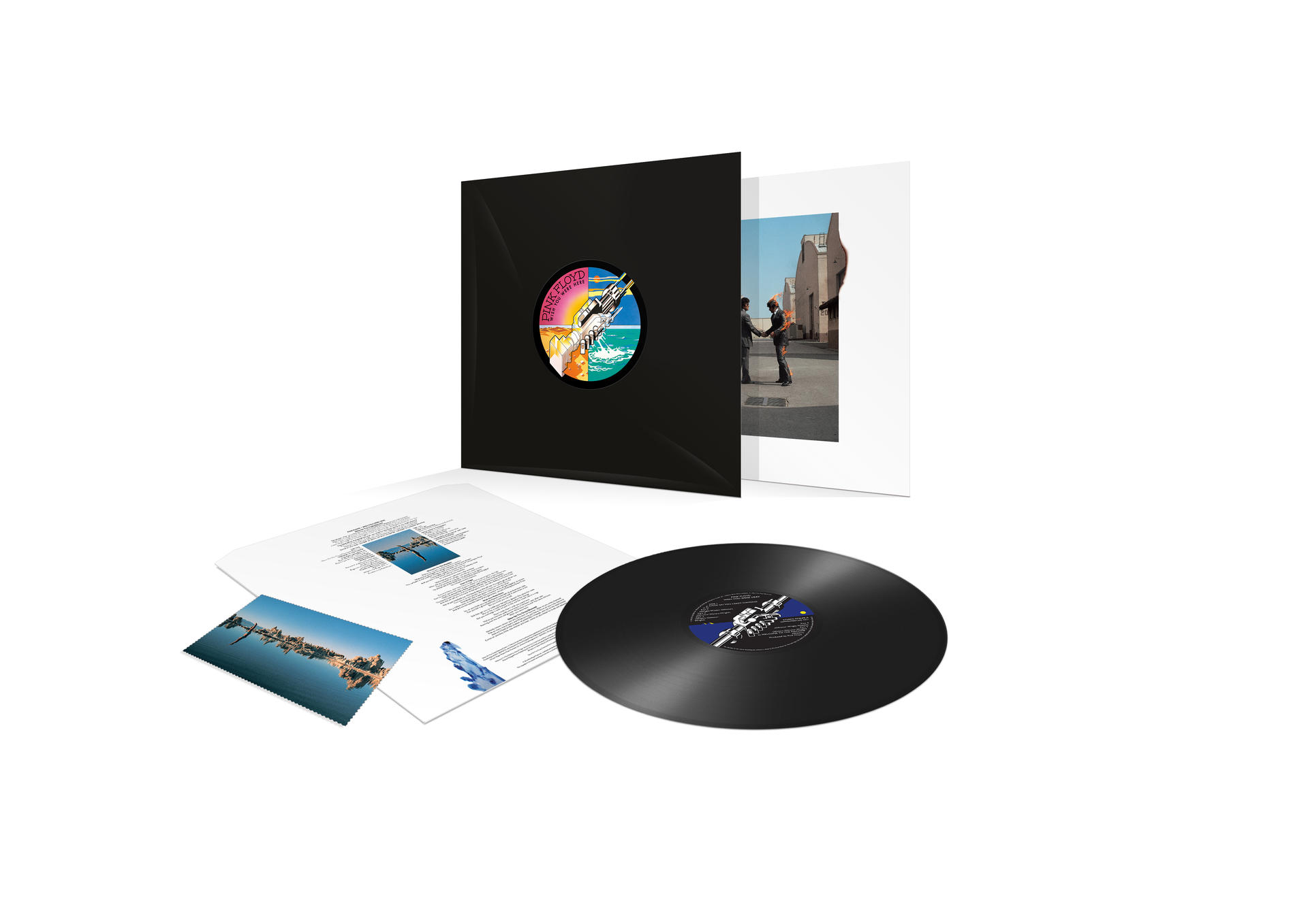 Schallplattenalbum mit einem Foto von Gebäuden und einer Band.